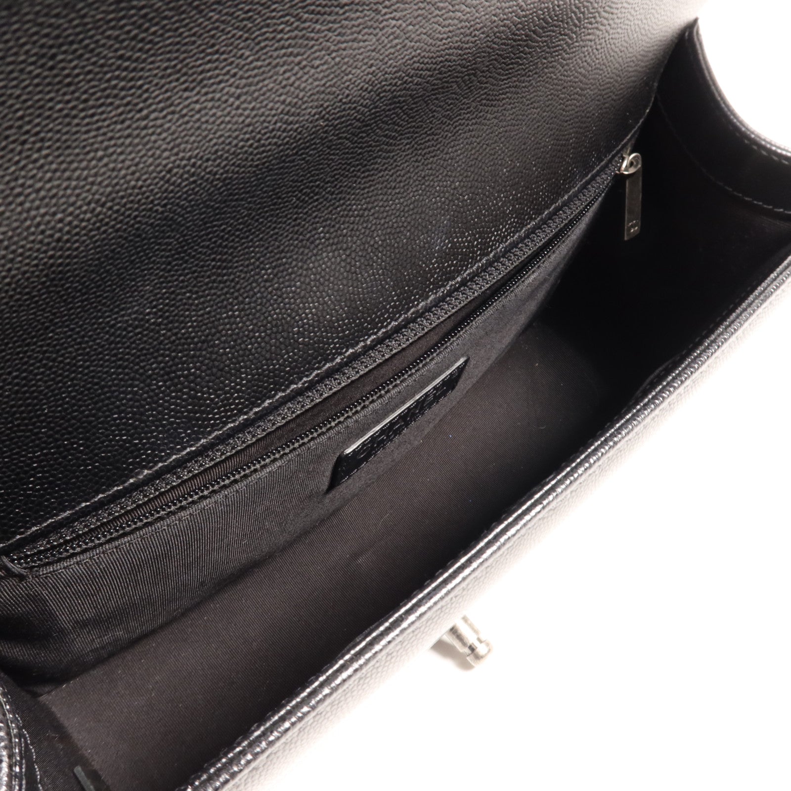 CHANEL 牛皮皮革Boy 28銀扣肩背袋