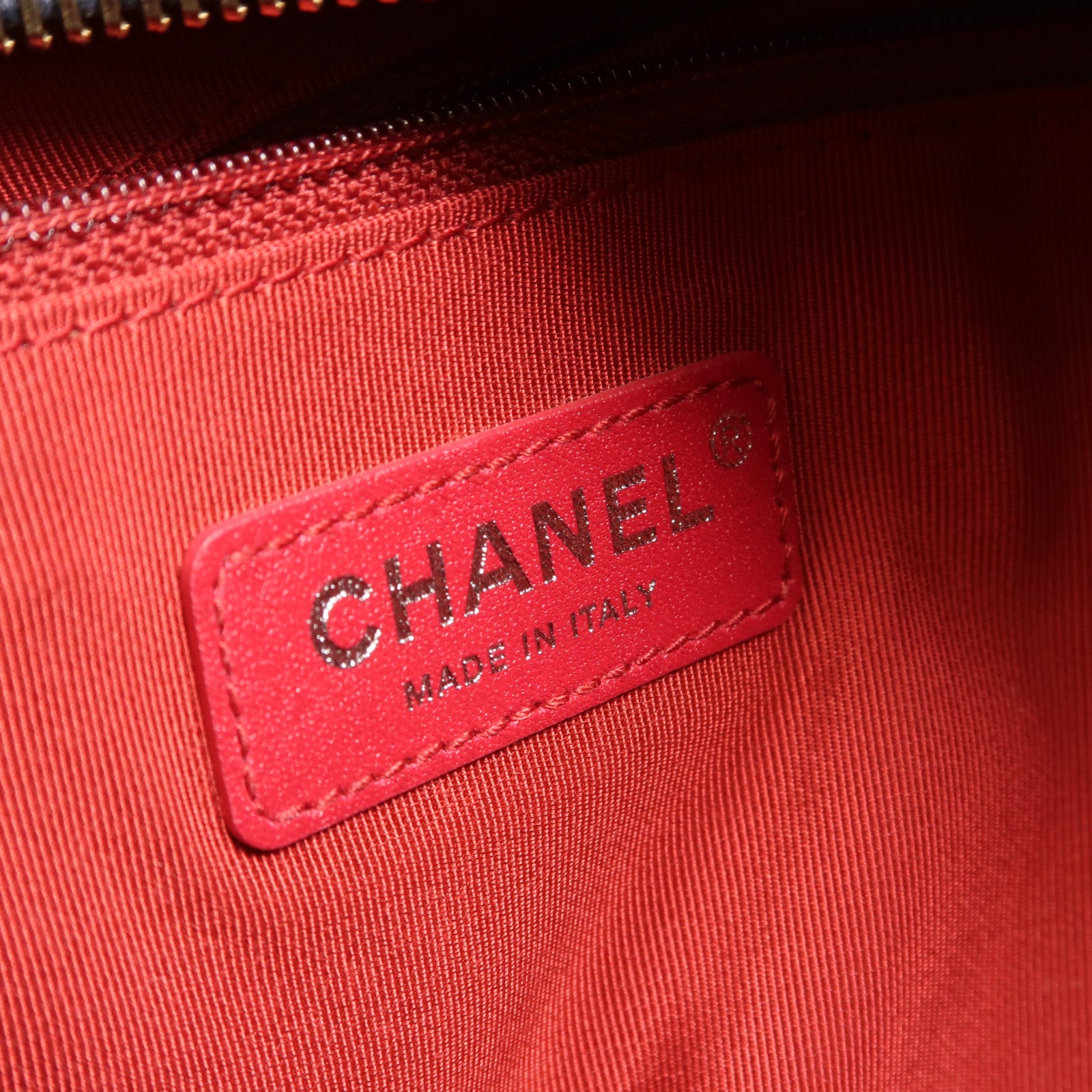 CHANEL 羊皮皮革Gabrielle Large鏈帶肩背袋
