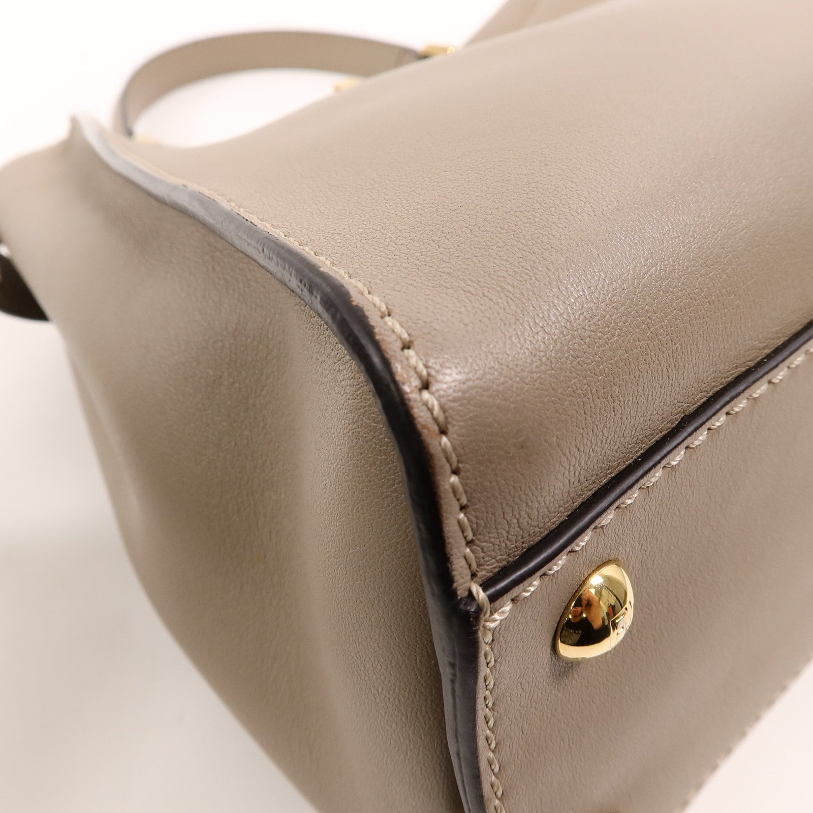 FENDI 牛皮皮革Peekaboo Medium手挽肩背兩用袋