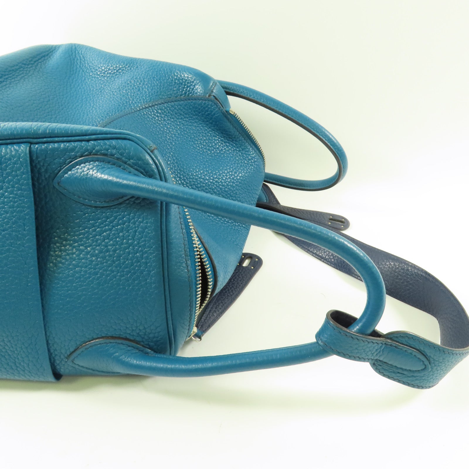 HERMES Clemence皮革Lindy 30銀扣肩背袋Bleu Izmir