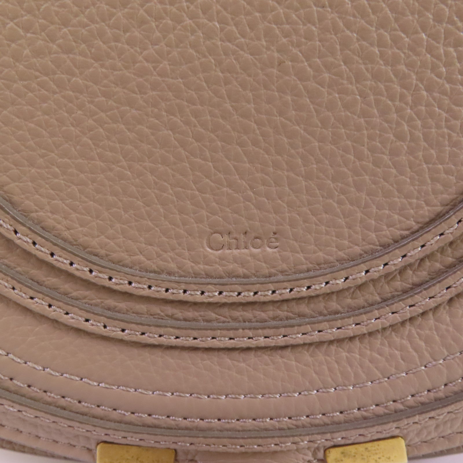 Chloe 牛皮皮革Small Marcie Saddle金扣肩背袋