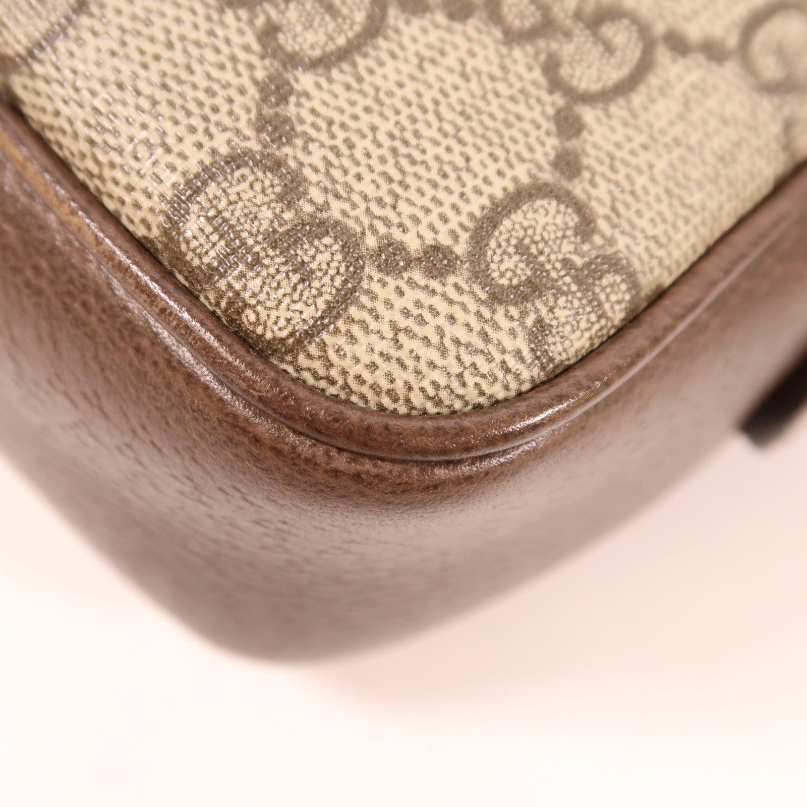 GUCCI 塗層帆布Shoulder Bag金扣肩背袋