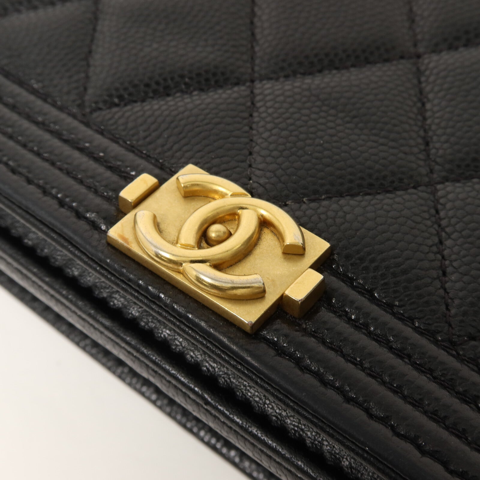 CHANEL 牛皮皮革Boy Wallet On Chain鏈帶肩背袋