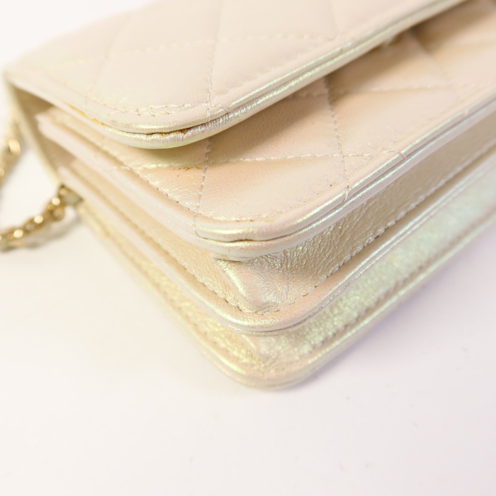 CHANEL 牛皮皮革Mini WOC Wallet On Chain金扣鏈帶肩背袋