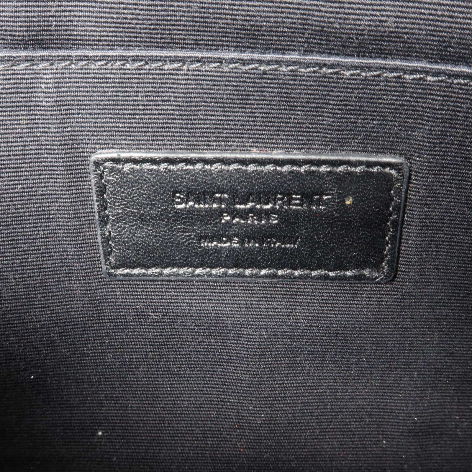 SAINT LAURENT 牛皮皮革Pouch銀扣手拿包