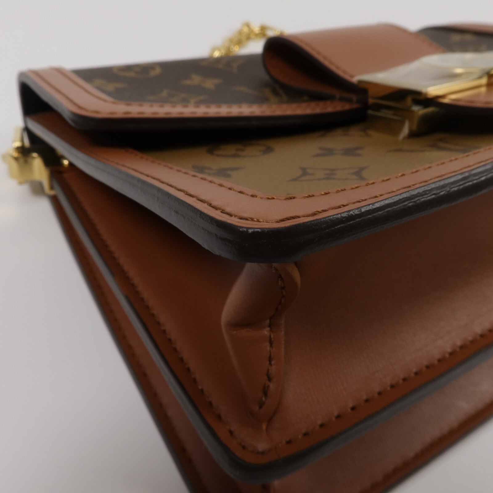 LOUIS VUITTON Monogram Reverse Dauphine MM肩背袋