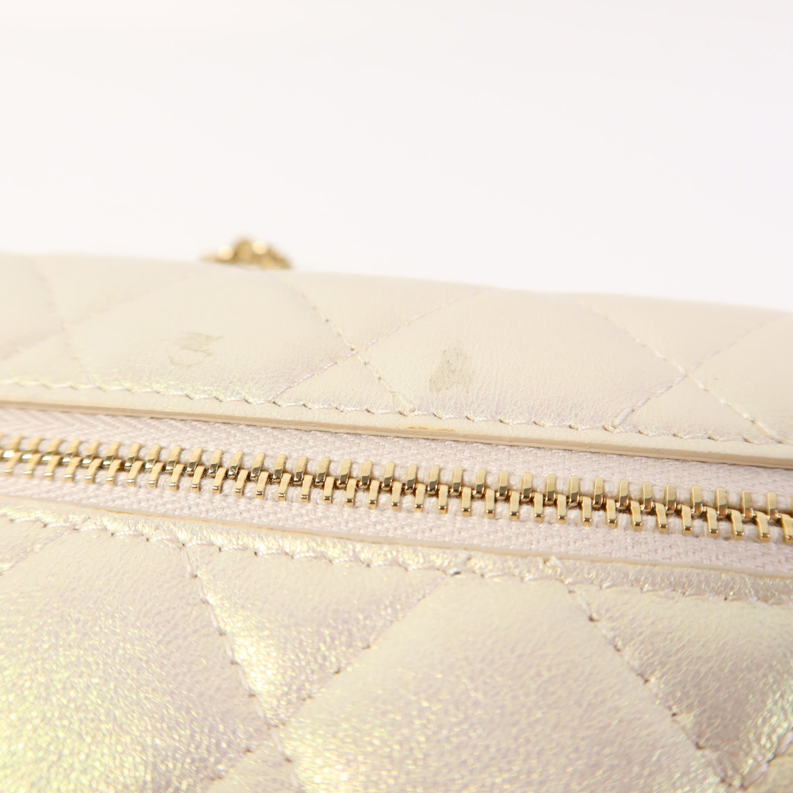 CHANEL 牛皮皮革Mini WOC Wallet On Chain金扣鏈帶肩背袋