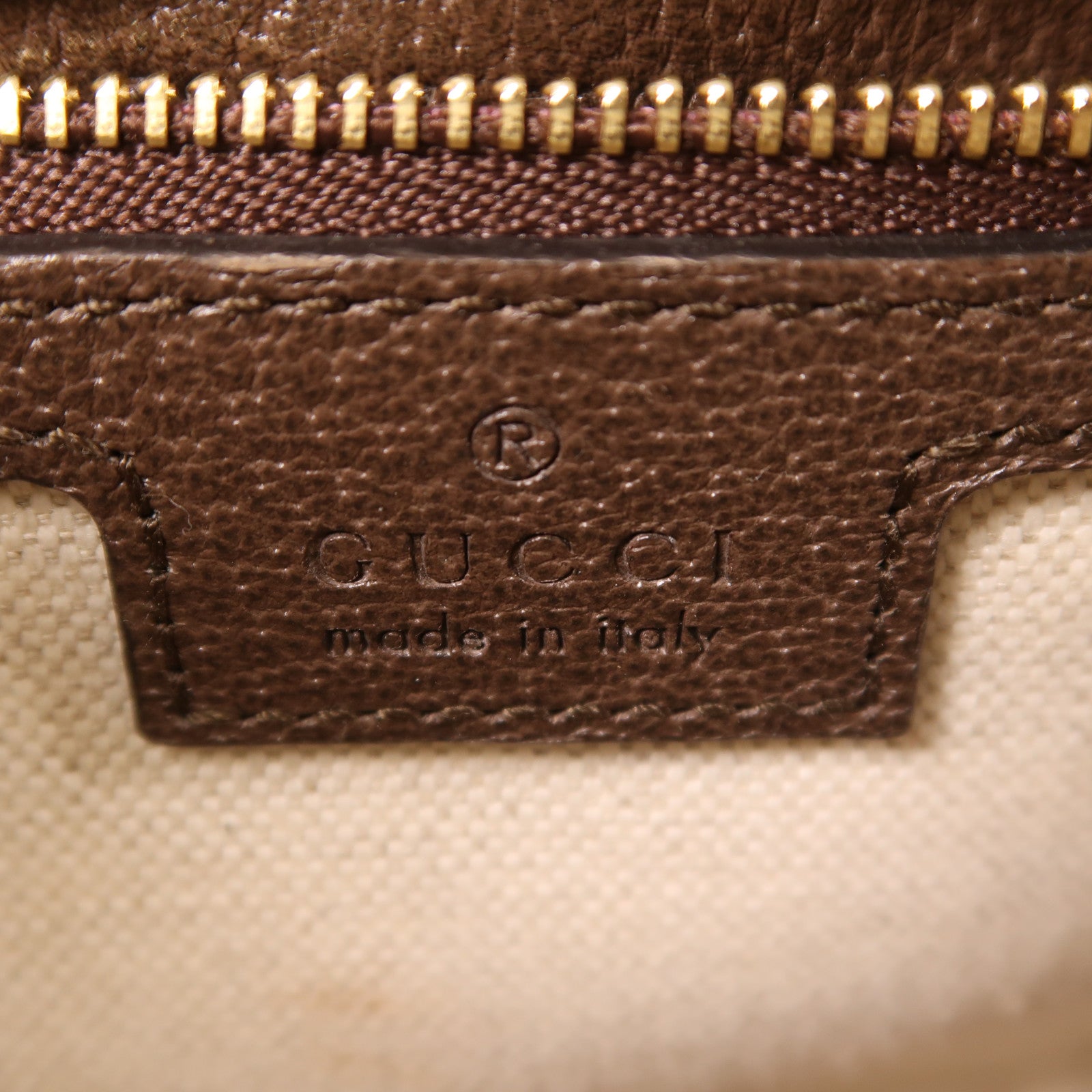 GUCCI 塗層帆布Shoulder Bag金扣肩背袋