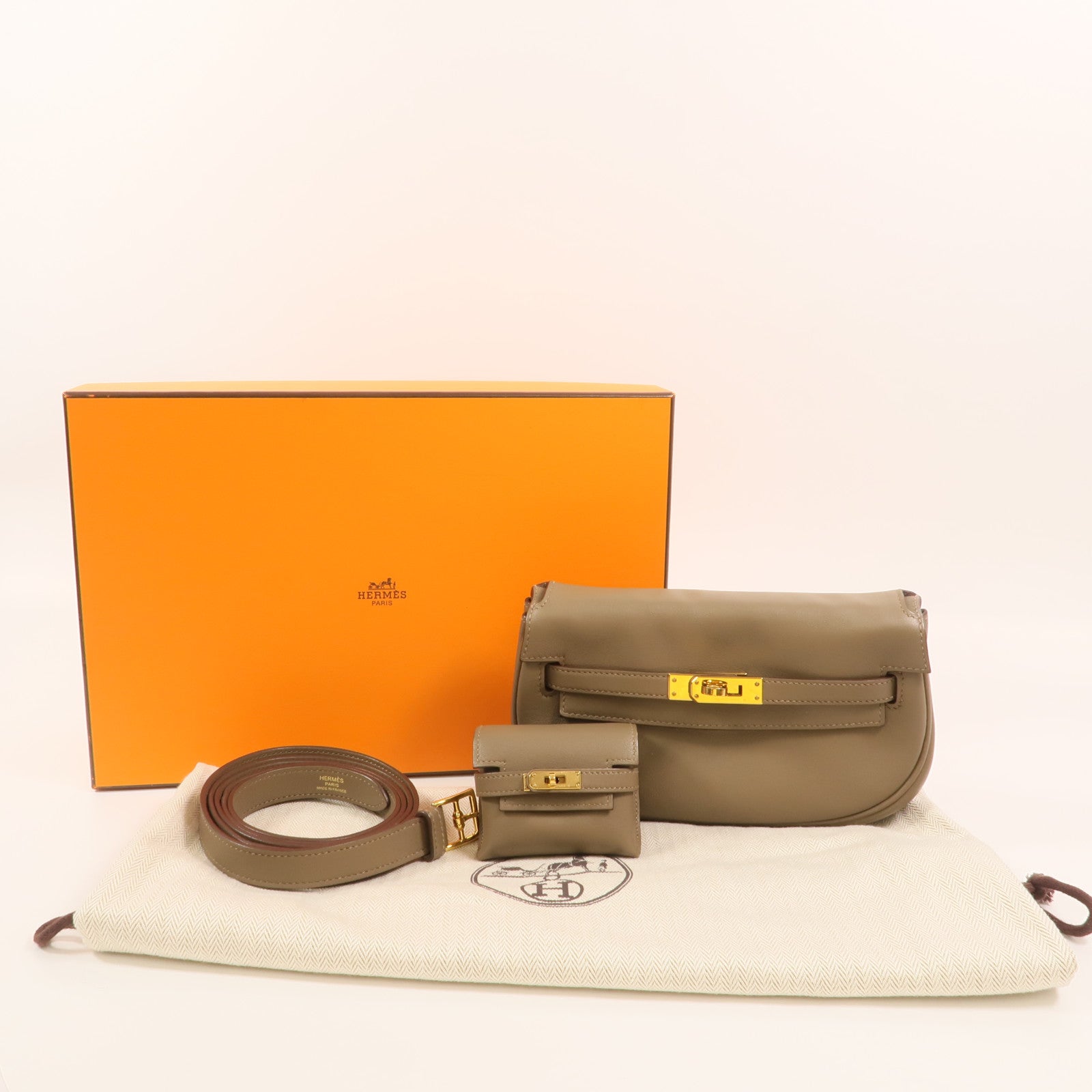 HERMES Swift皮革Kelly Moove肩背袋Etoupe