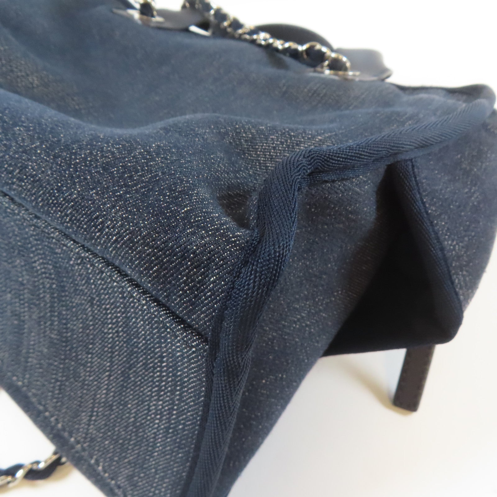 CHANEL 帆布Deauville Chain Tote Medium銀扣手挽肩背兩用袋藍色