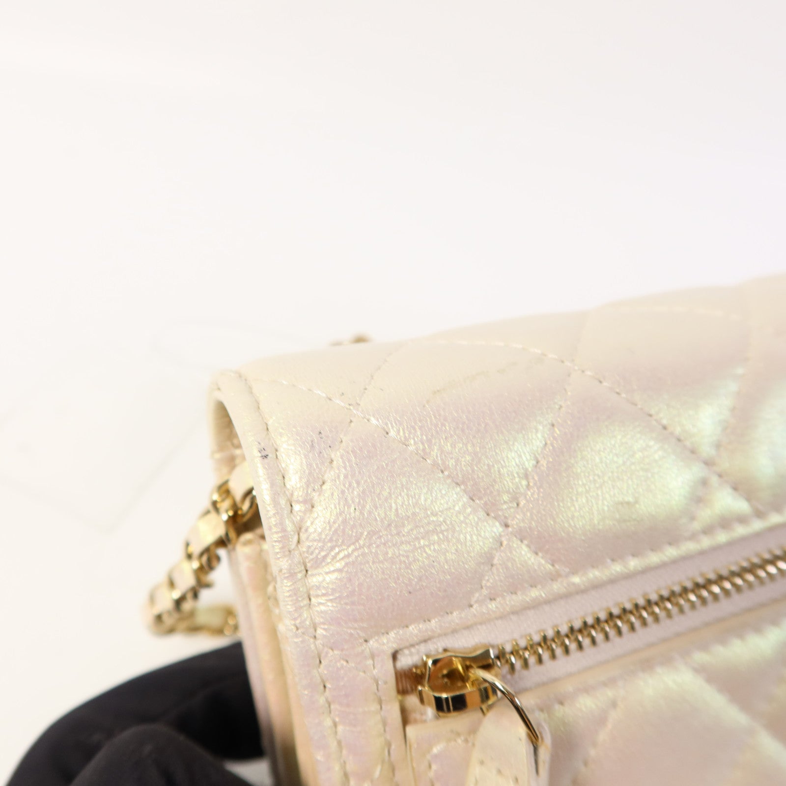 CHANEL 牛皮皮革Mini WOC Wallet On Chain金扣鏈帶肩背袋