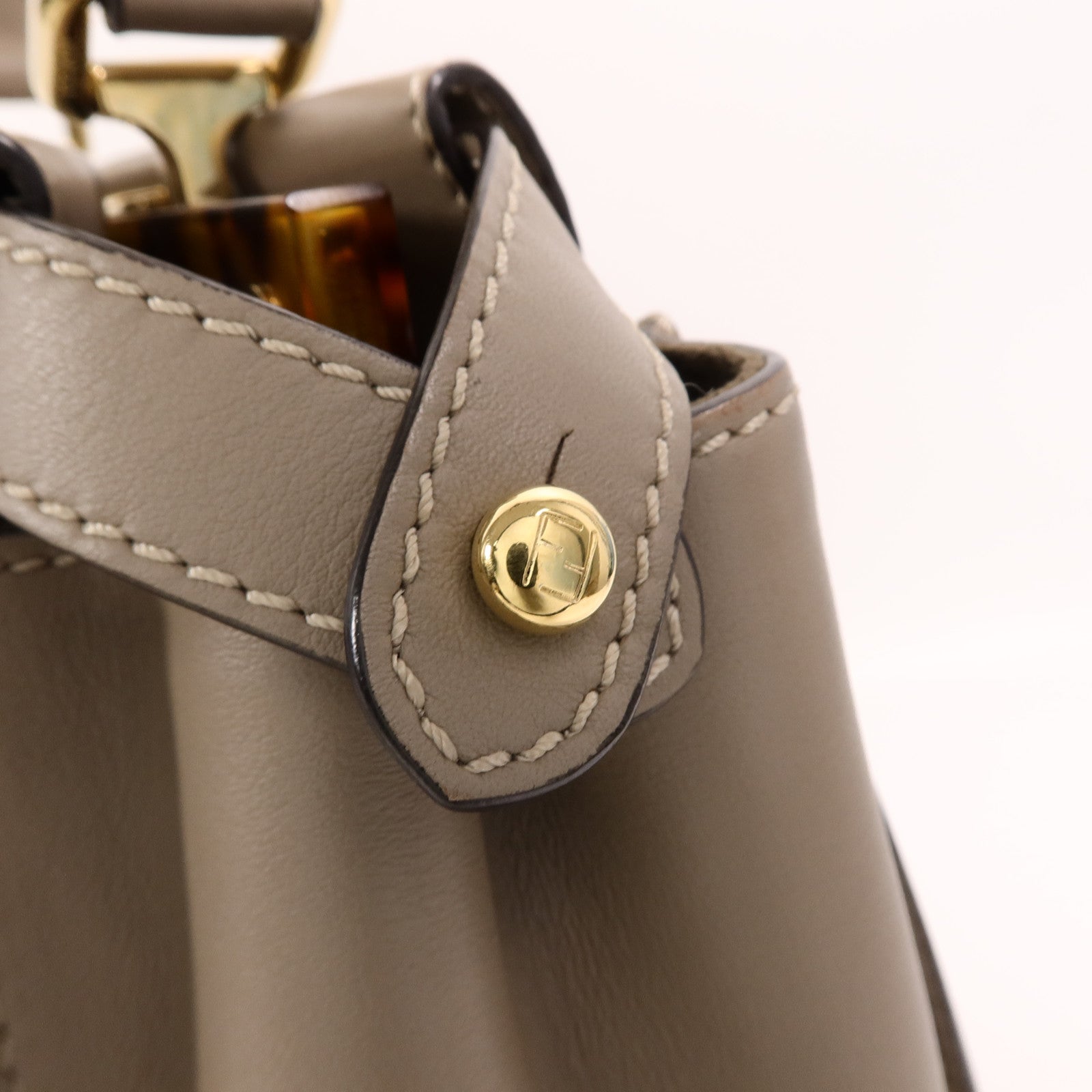 FENDI 牛皮皮革Peekaboo Medium手挽肩背兩用袋