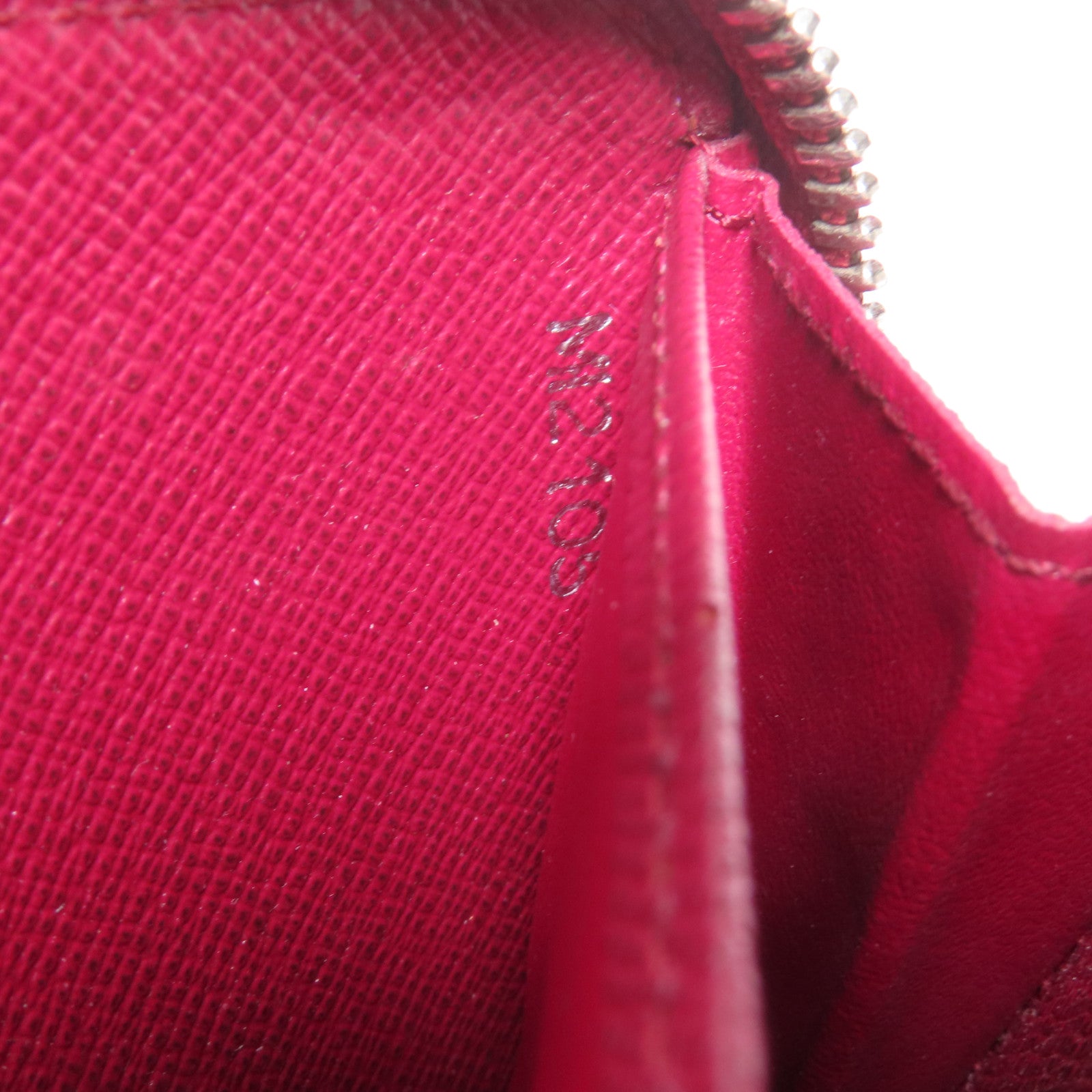 LOUIS VUITTON Epi Zippy銀扣長錢包