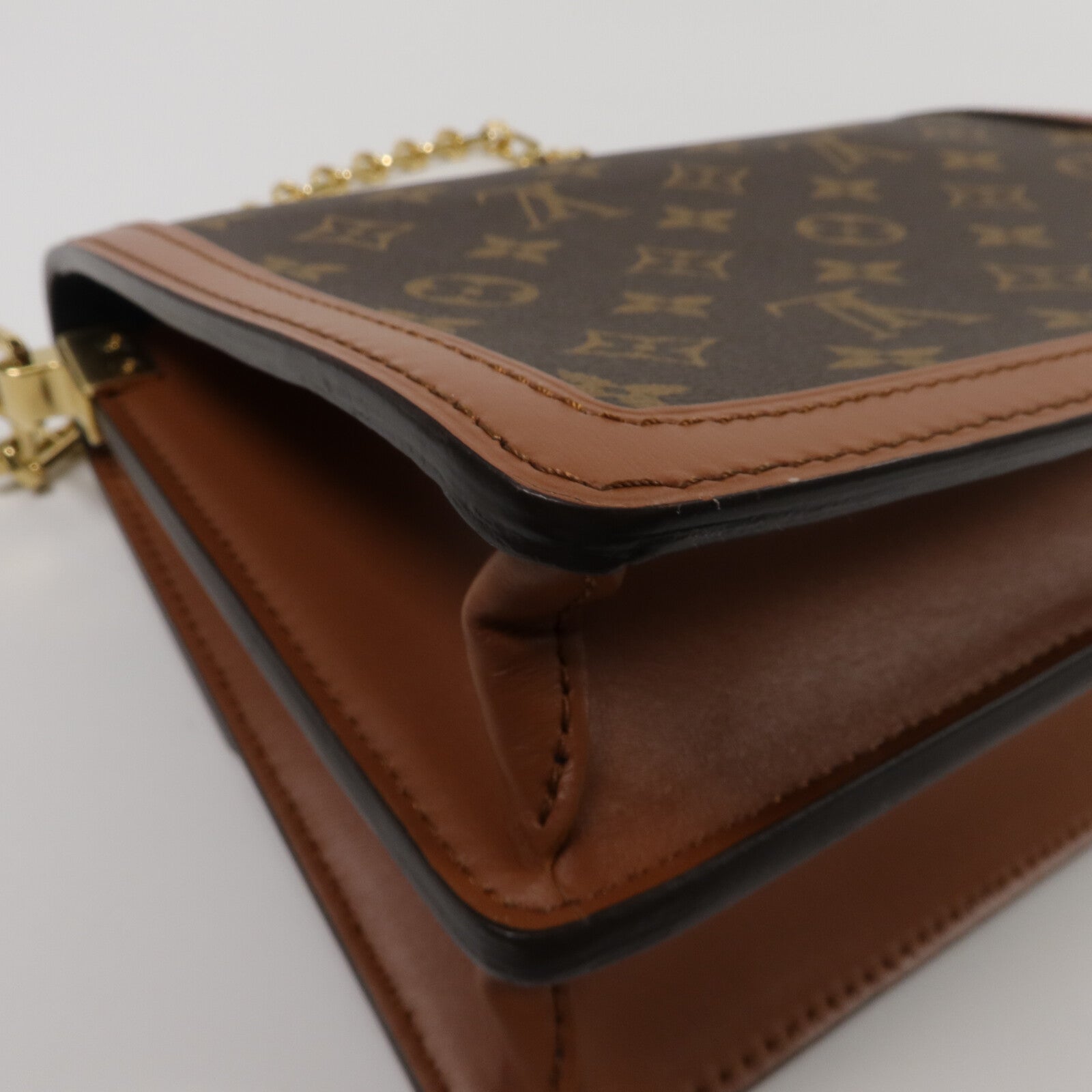 LOUIS VUITTON Monogram Reverse Dauphine MM肩背袋