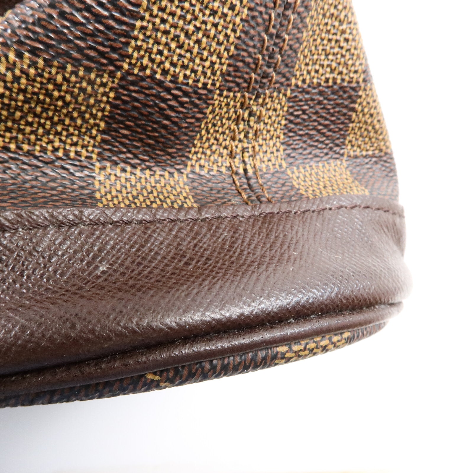 LOUIS VUITTON Damier Marais肩背袋