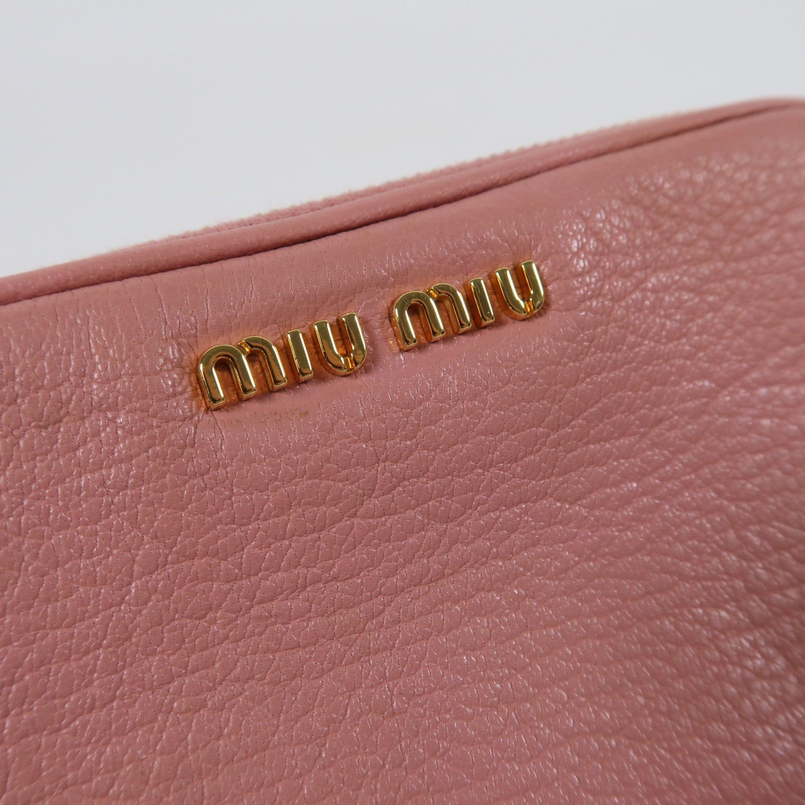 Miu Miu 牛皮皮革Handbag金扣手挽袋粉紅色