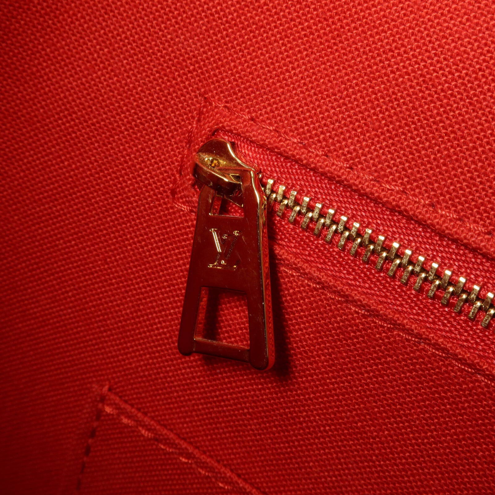 LOUIS VUITTON Monogram Giant On The Go MM手挽肩背兩用袋