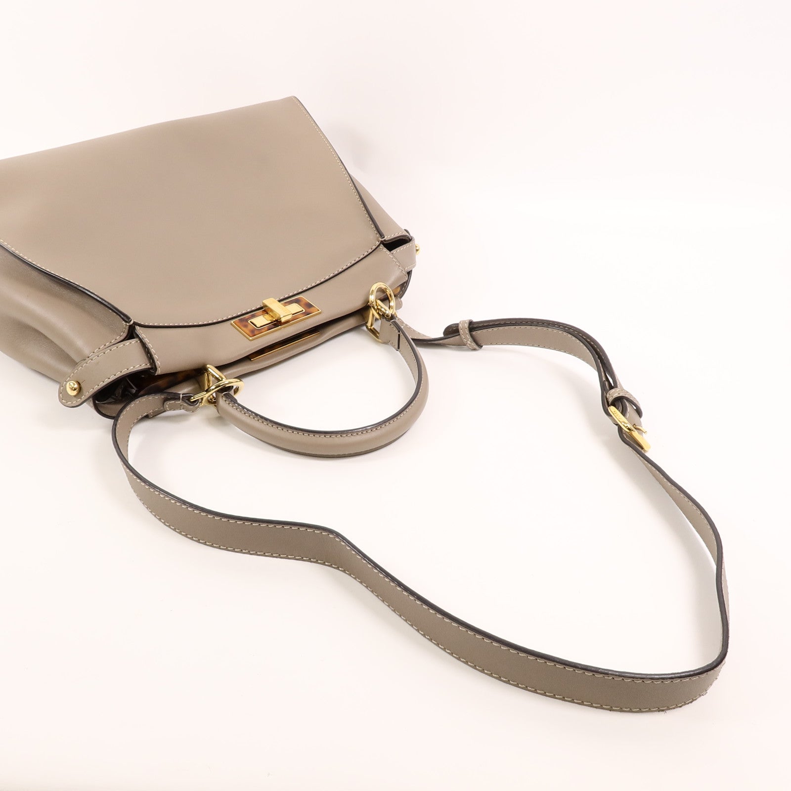 FENDI 牛皮皮革Peekaboo Medium手挽肩背兩用袋