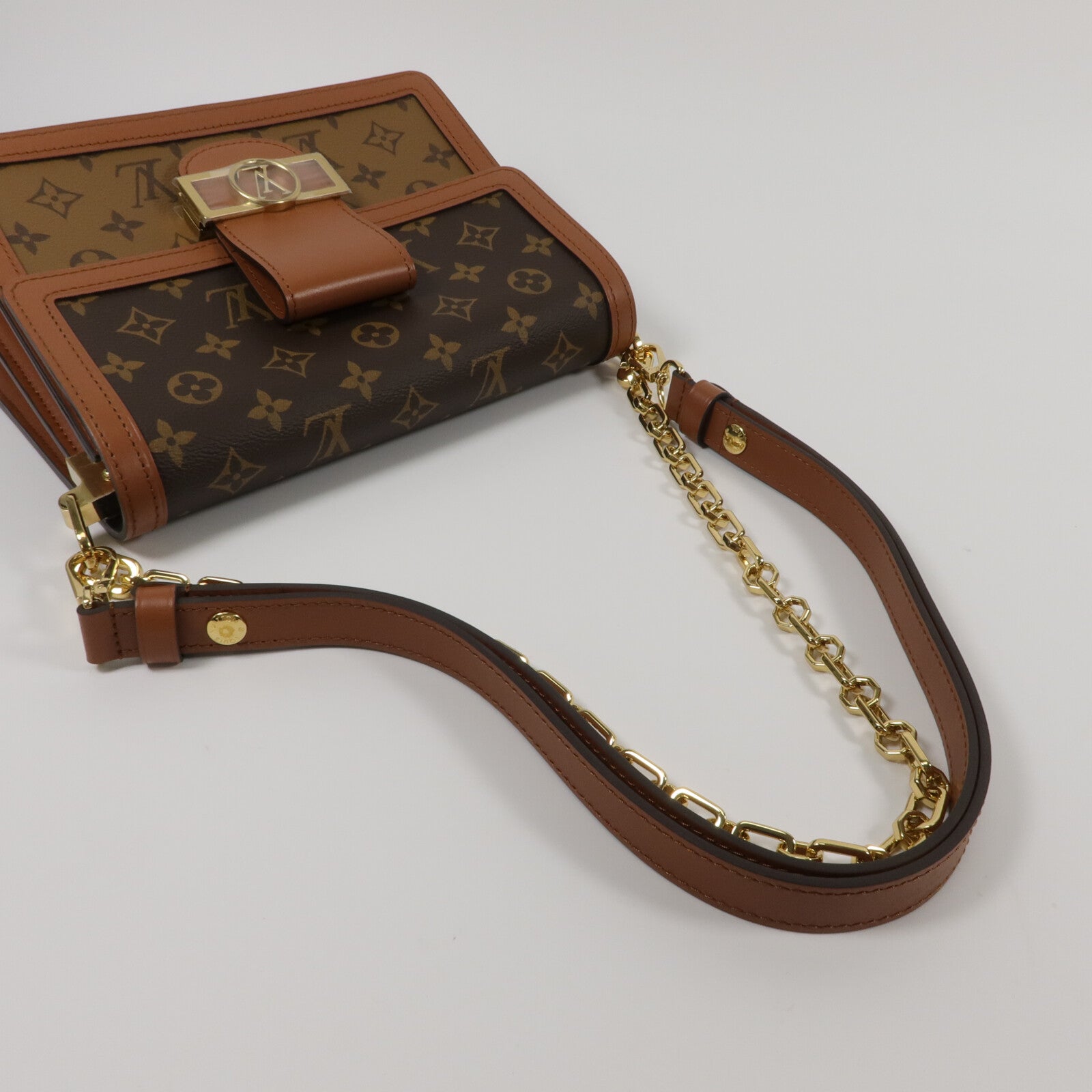 LOUIS VUITTON Monogram Reverse Dauphine MM肩背袋