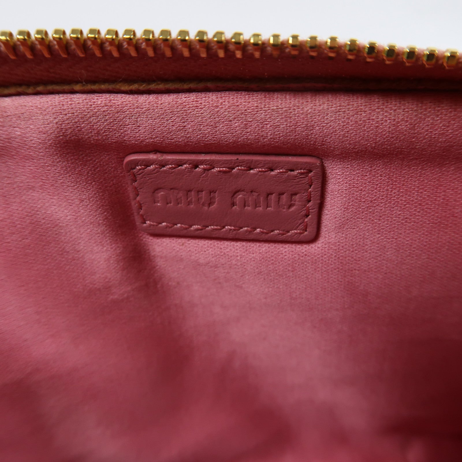 Miu Miu 牛皮皮革Handbag金扣手挽袋粉紅色
