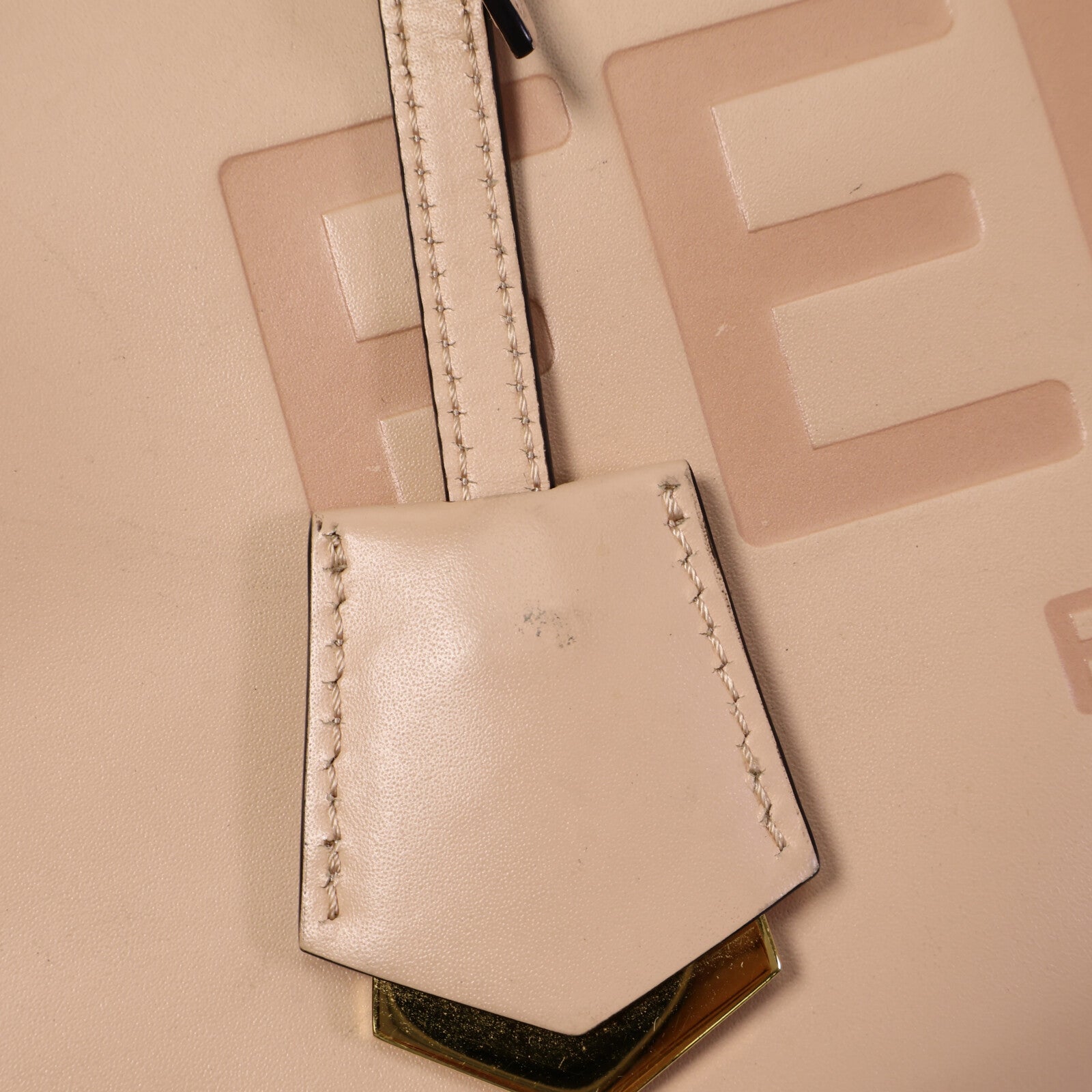 FENDI 牛皮皮革By The Way肩背袋