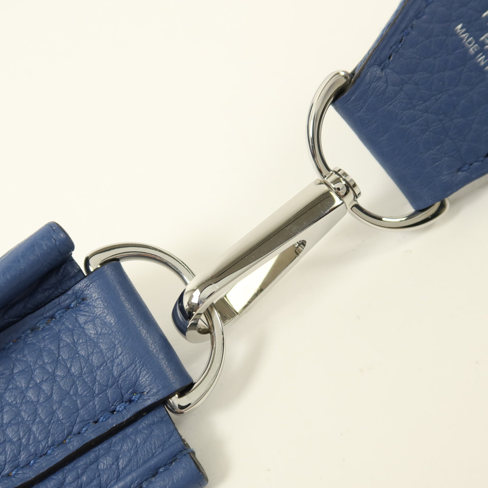 HERMES Clemence皮革Evelyne PM銀扣肩背袋Bleu Agate