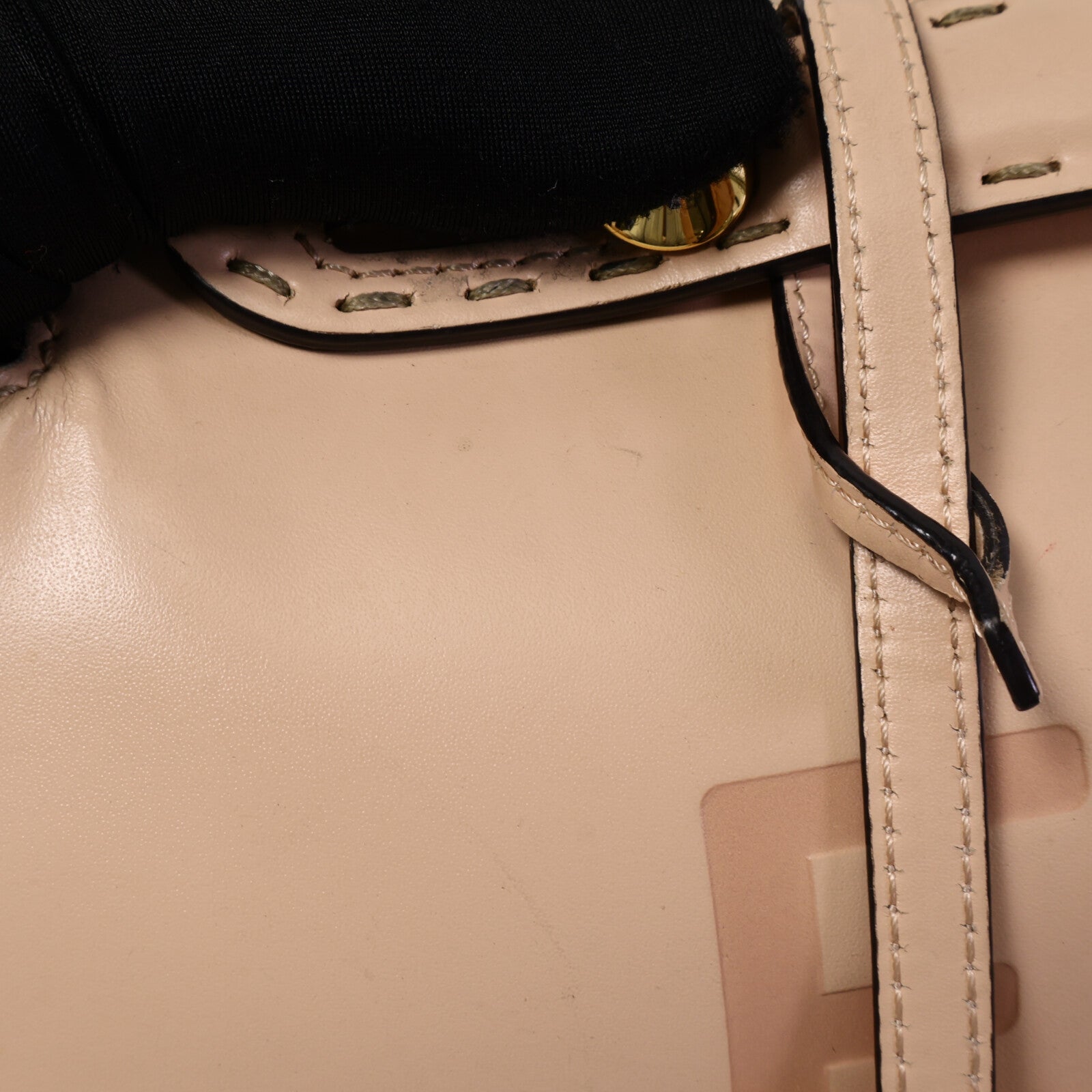FENDI 牛皮皮革By The Way肩背袋