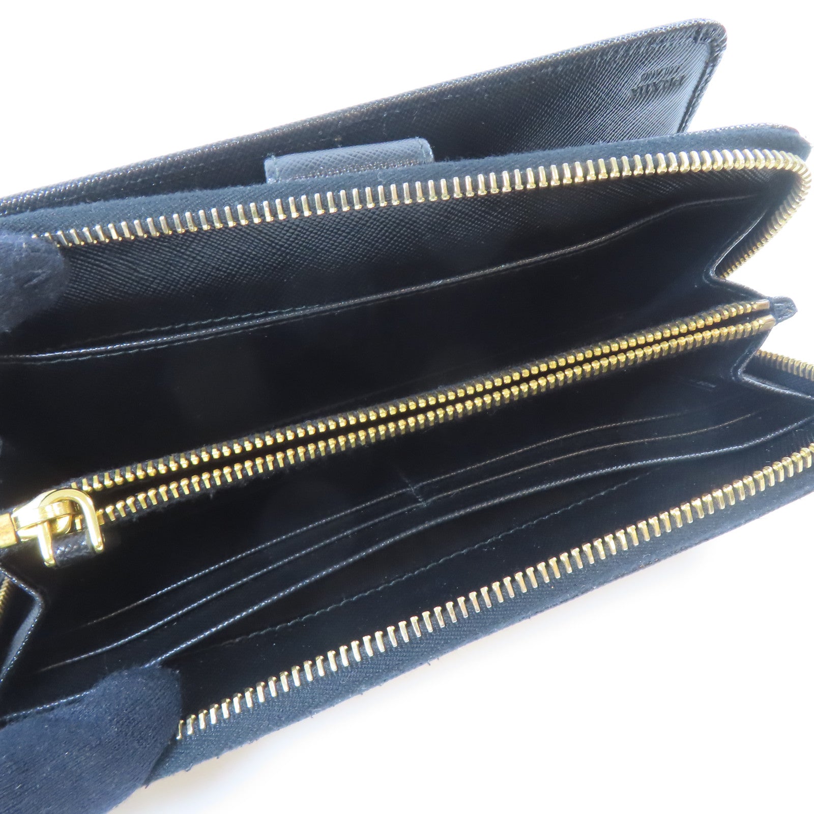 PRADA Saffiano皮革Long Wallet金扣長錢包黑色