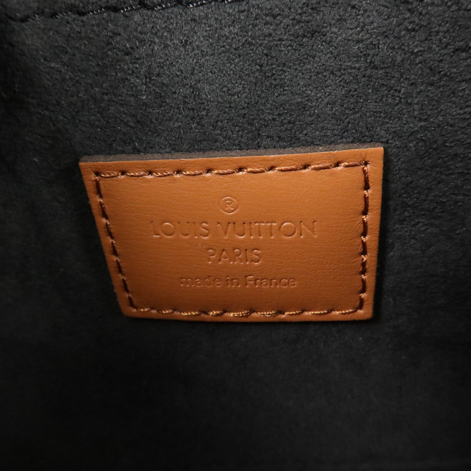 LOUIS VUITTON Monogram Reverse Dauphine MM肩背袋
