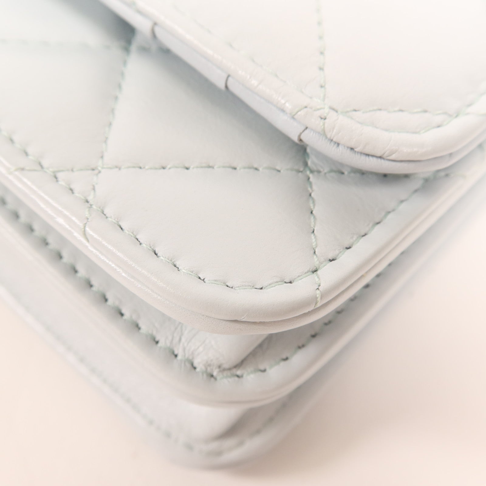 CHANEL 牛皮皮革Wallet On Chain金扣肩背袋