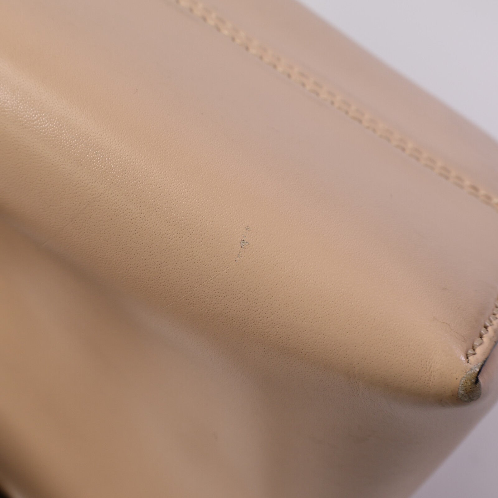 FENDI 牛皮皮革By The Way肩背袋