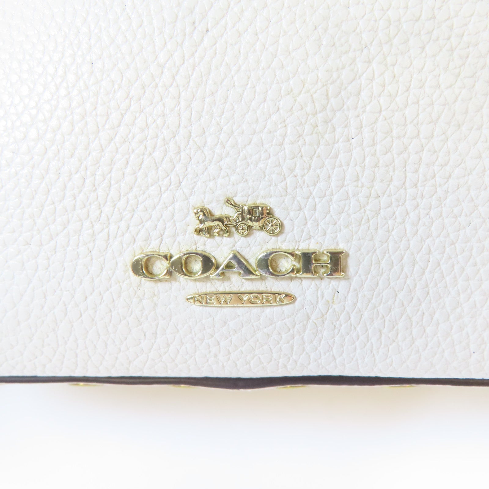 COACH 牛皮皮革Shoulder Bag金扣肩背袋米色