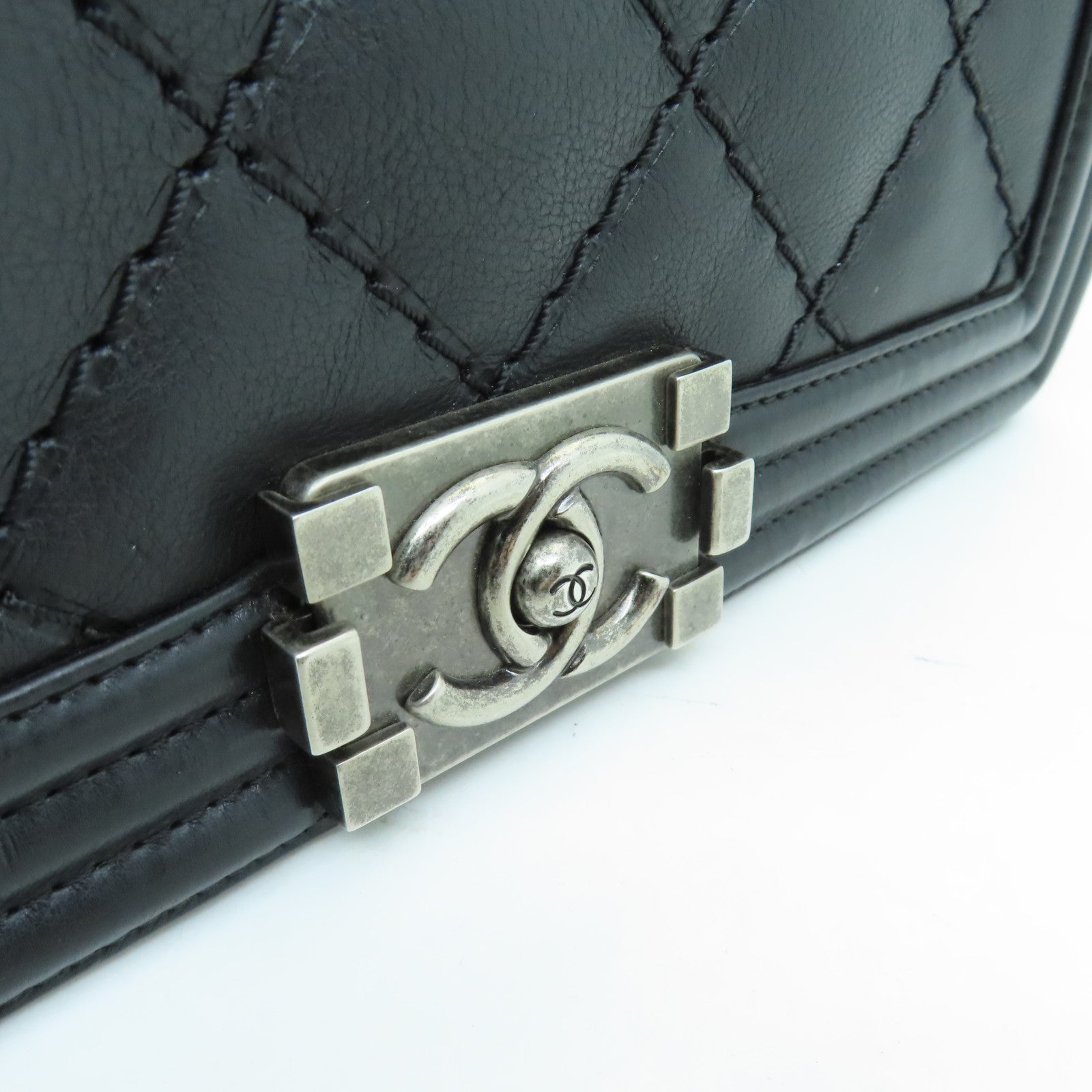 CHANEL 【清倉大減價】菱格牛皮皮革Boy Chanel 25銀扣鏈帶肩背袋黑色