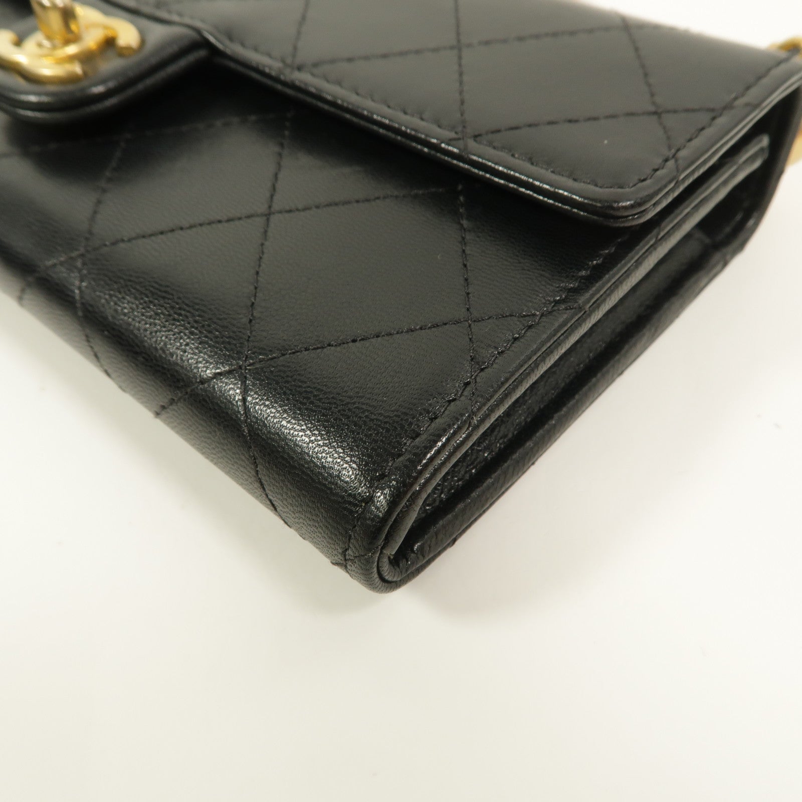 CHANEL 牛皮皮革Chic Pearls Wallet On Chain鏈帶肩背袋