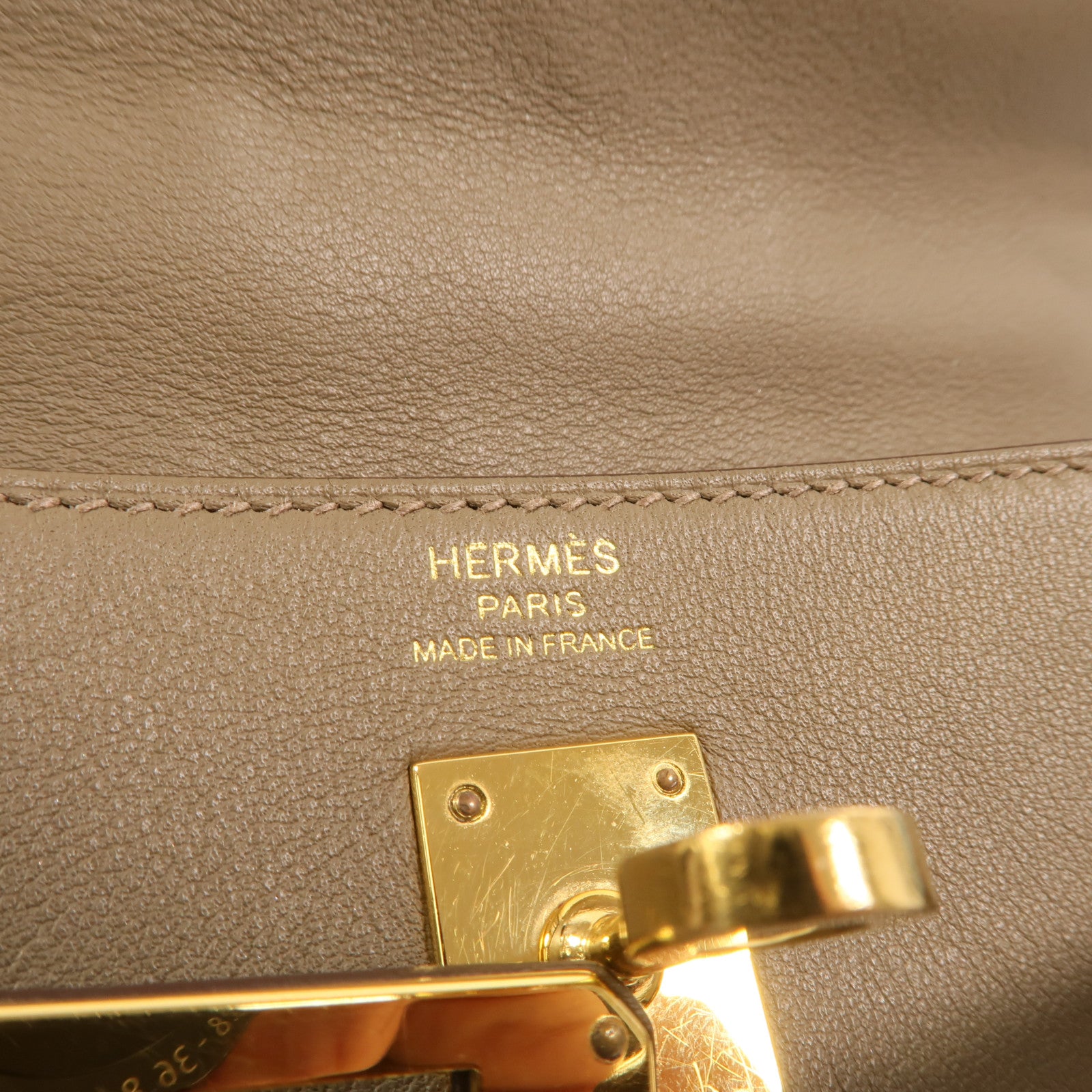 HERMES Swift皮革Kelly Moove肩背袋Etoupe