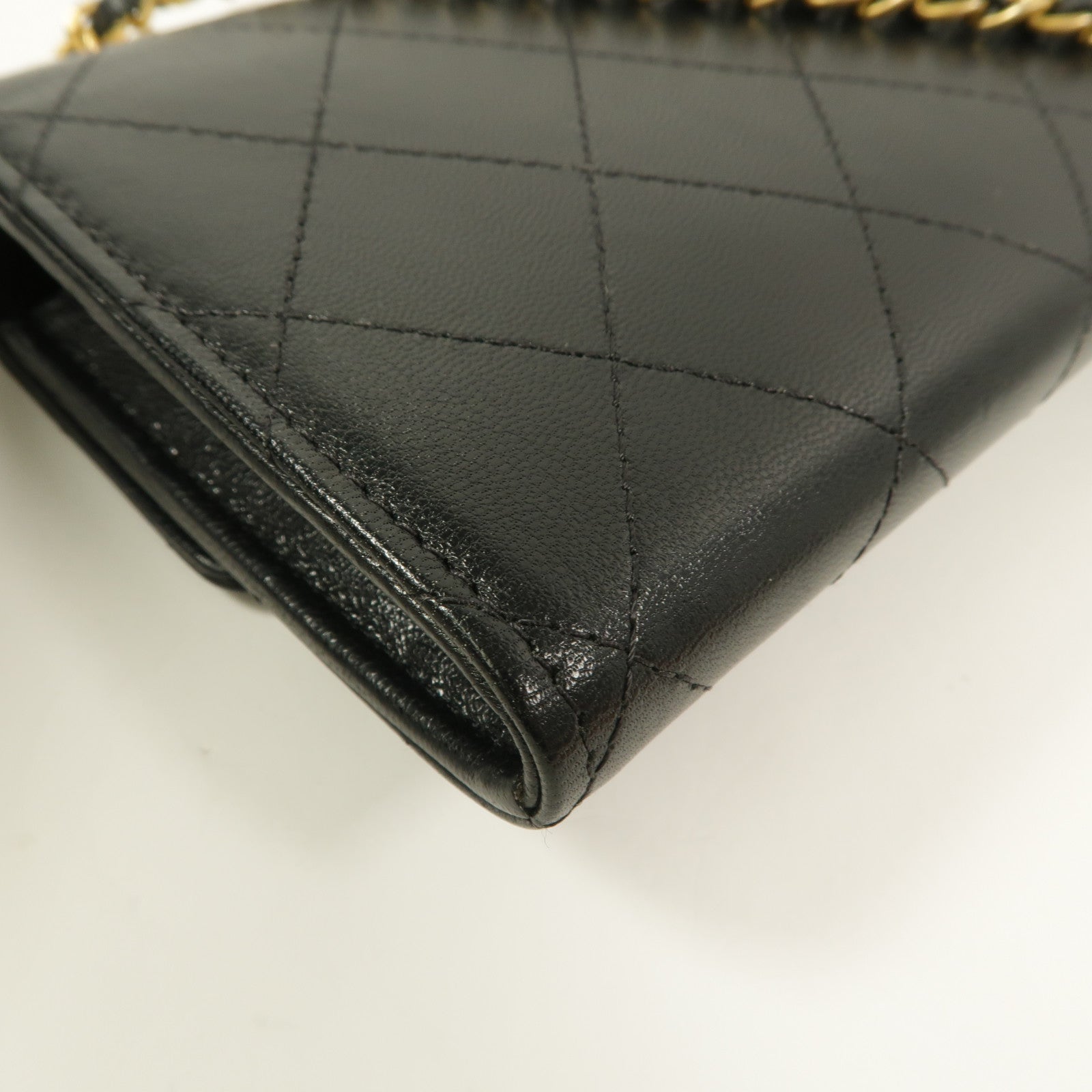 CHANEL 牛皮皮革Chic Pearls Wallet On Chain鏈帶肩背袋