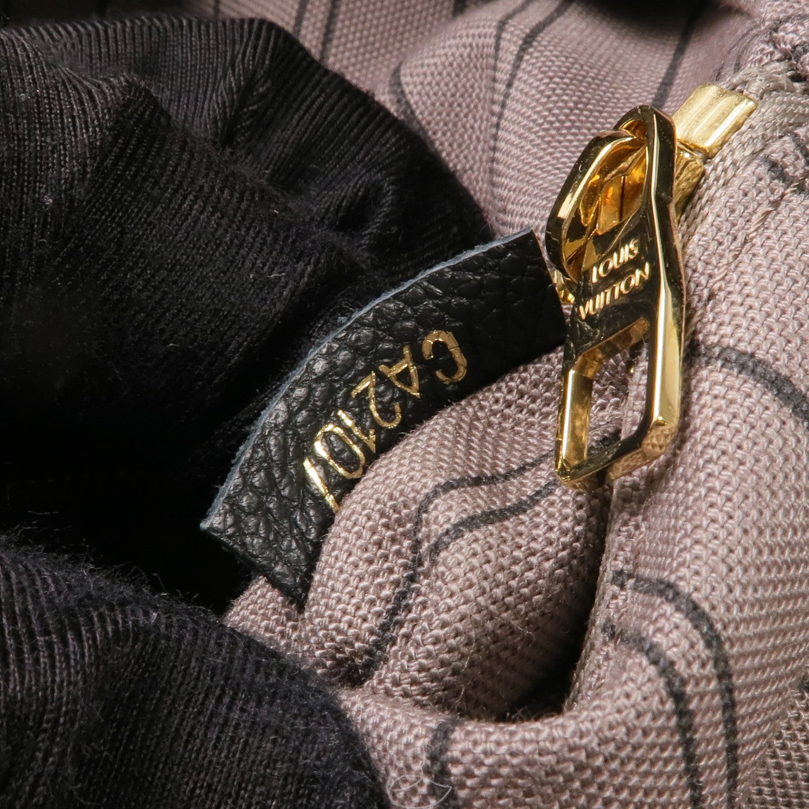 LOUIS VUITTON Monogram Empreinte Sorbonne金扣背包