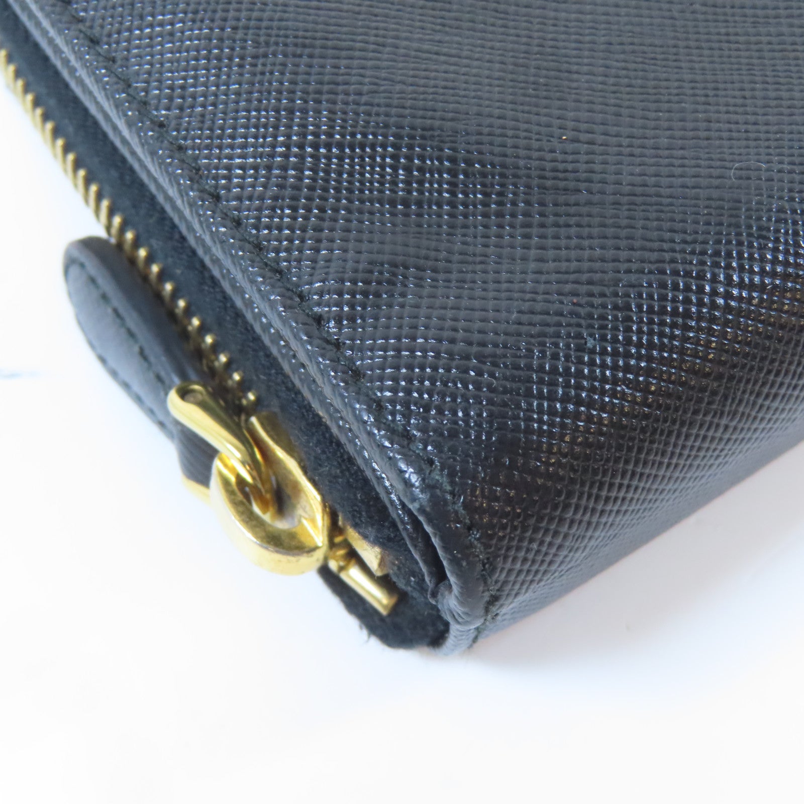 PRADA Saffiano皮革Long Wallet金扣長錢包黑色
