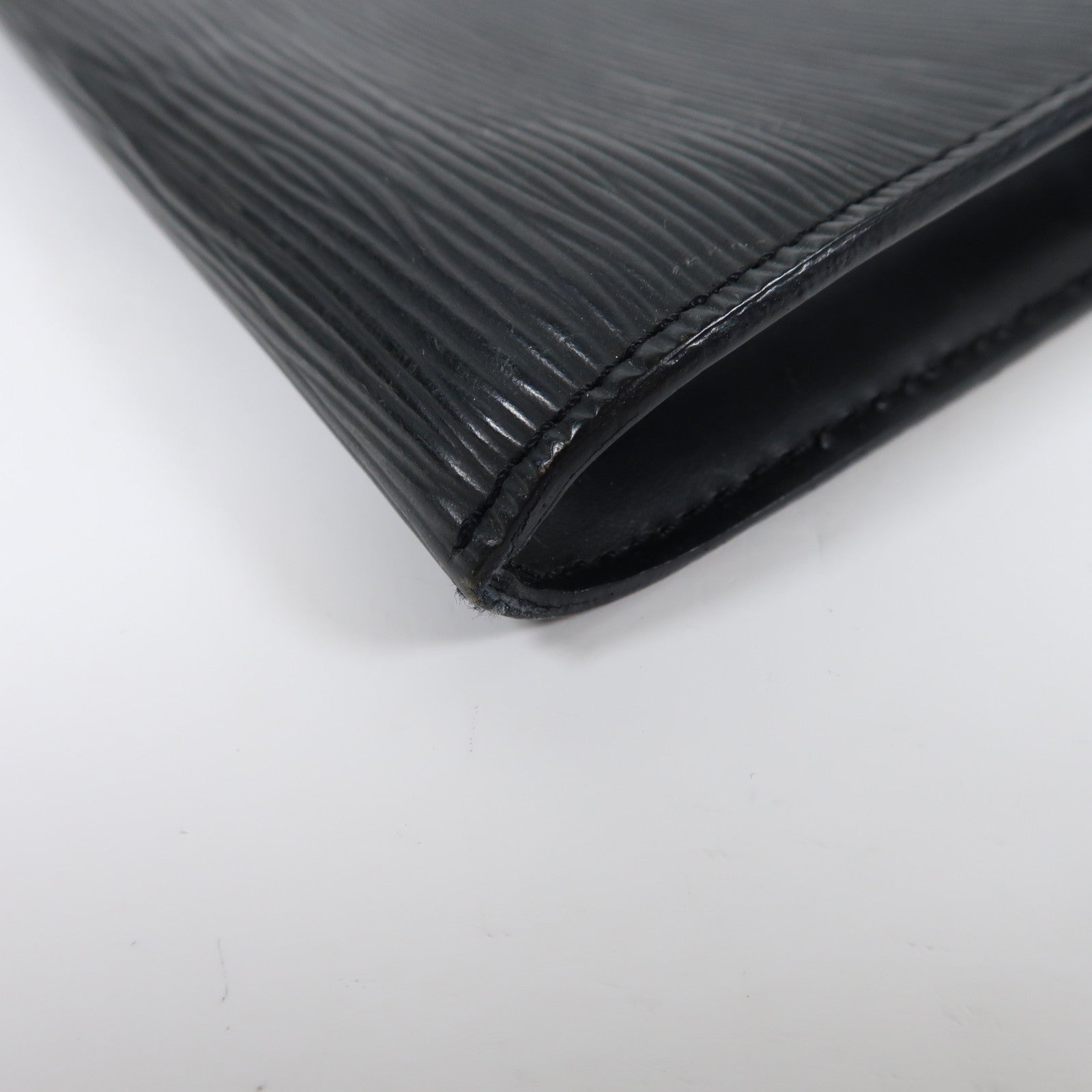 LOUIS VUITTON Epi Pochette Accessories Pouch金扣手挽袋黑色