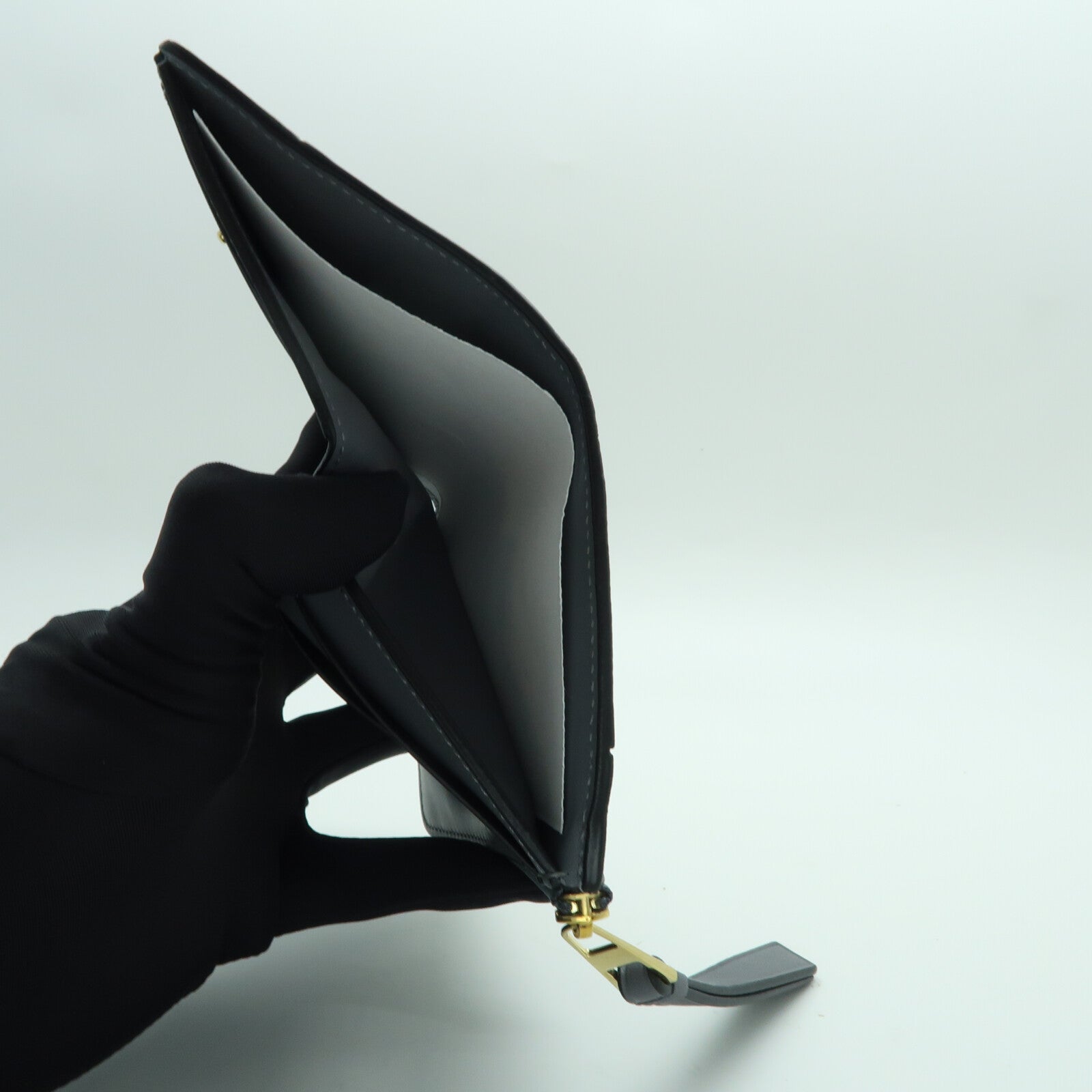 LOEWE 牛皮皮革Puzzle Slim金扣錢包