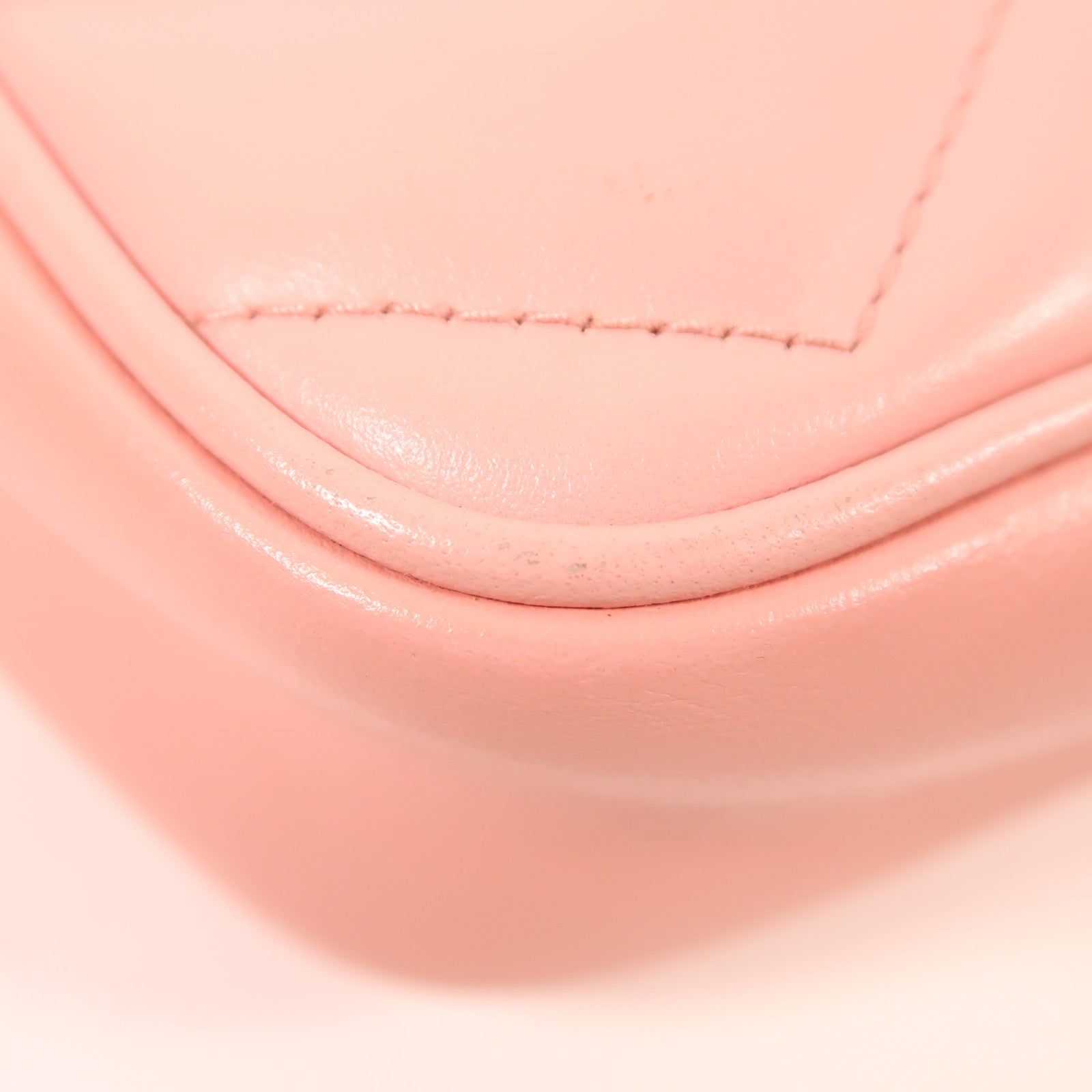 GUCCI 牛皮皮革GG Marmont銀扣肩背袋