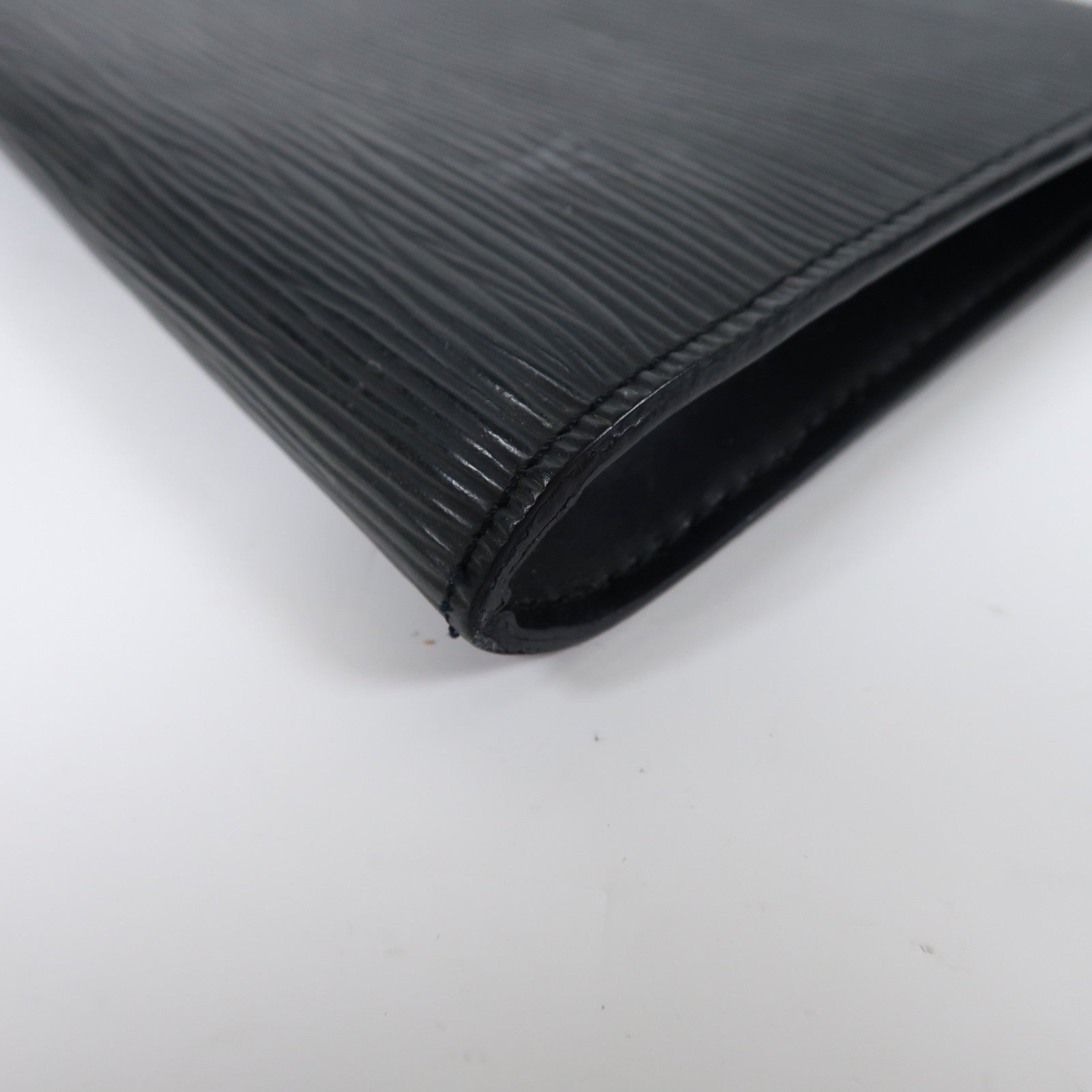 LOUIS VUITTON Epi Pochette Accessories Pouch金扣手挽袋黑色