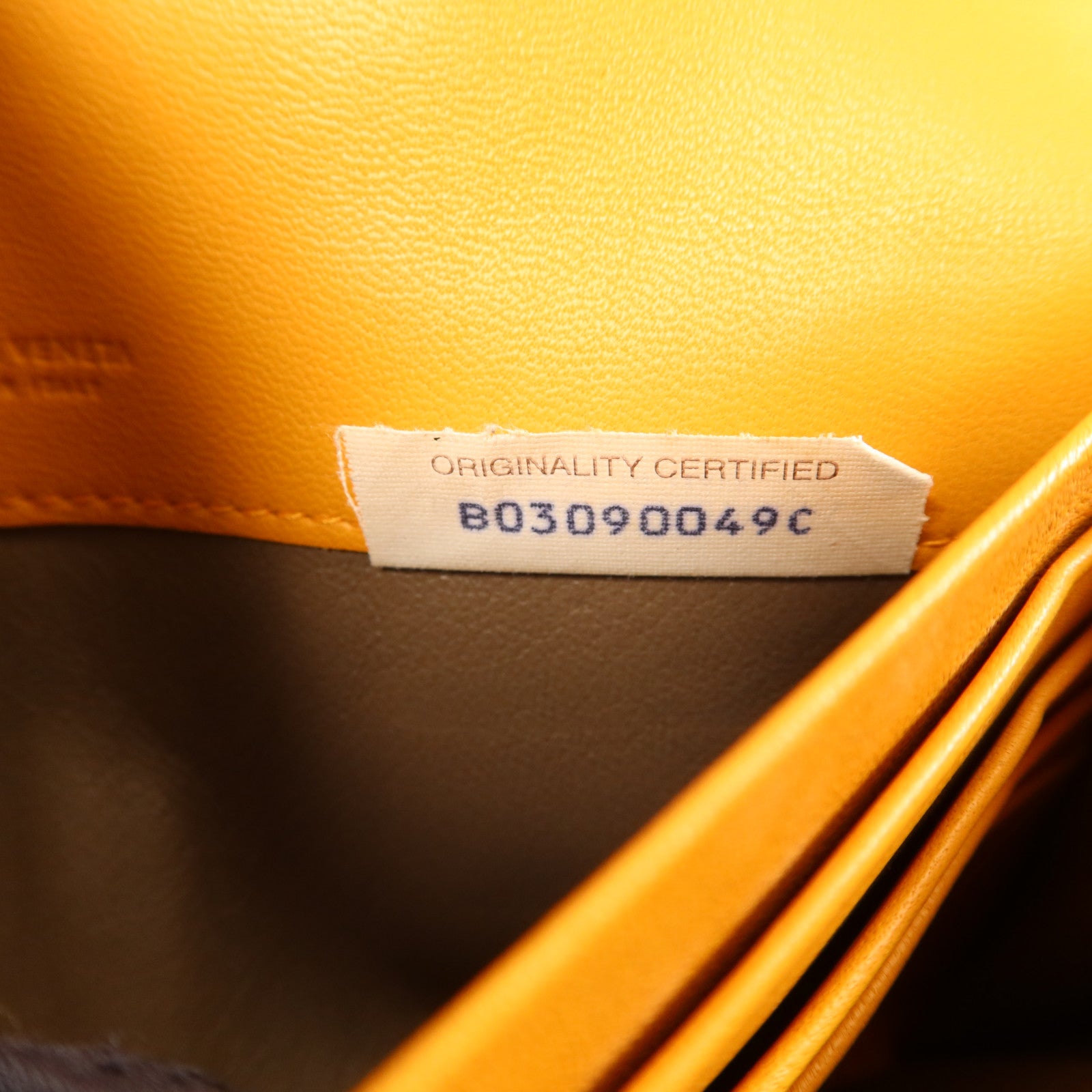 BOTTEGA VENETA 羊皮皮革Long Wallet長錢包