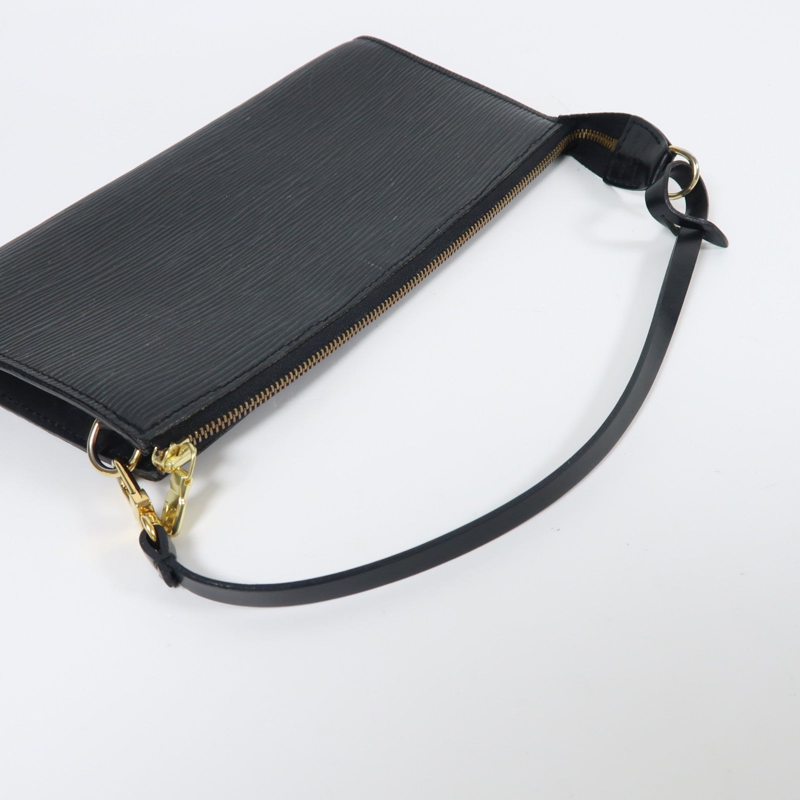 LOUIS VUITTON Epi Pochette Accessories Pouch金扣手挽袋黑色