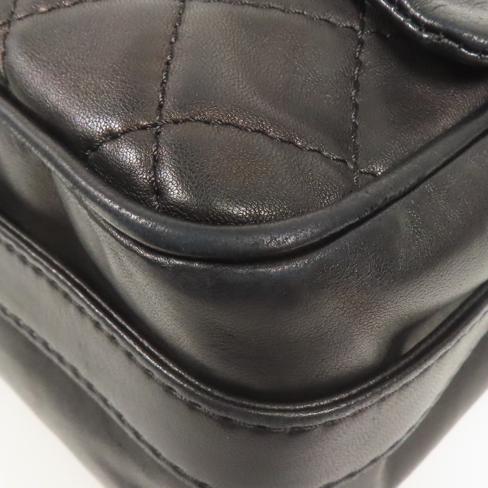 CHANEL 羊皮皮革Shoulder Bag銀扣鏈帶肩背袋