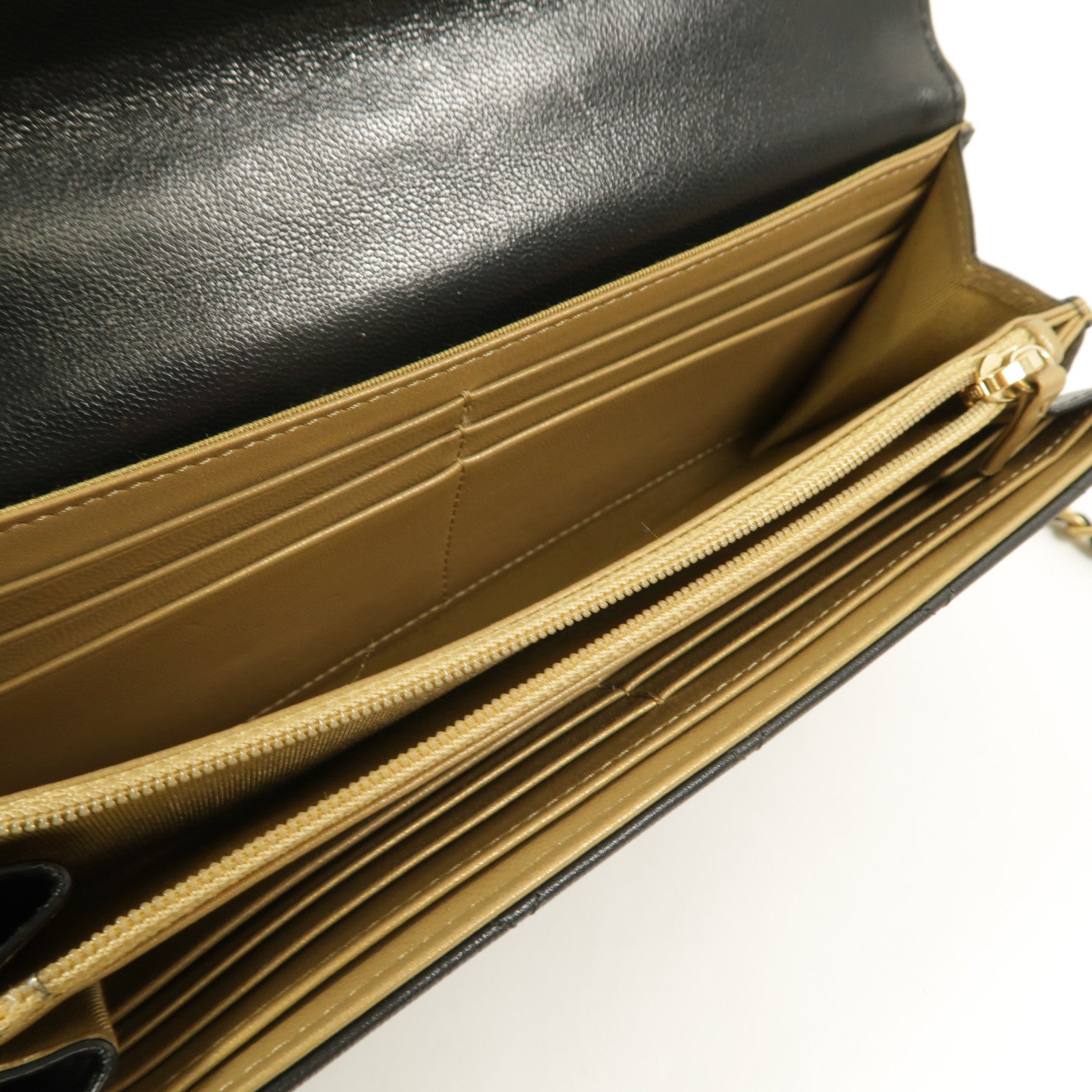 CHANEL 牛皮皮革Chic Pearls Wallet On Chain鏈帶肩背袋