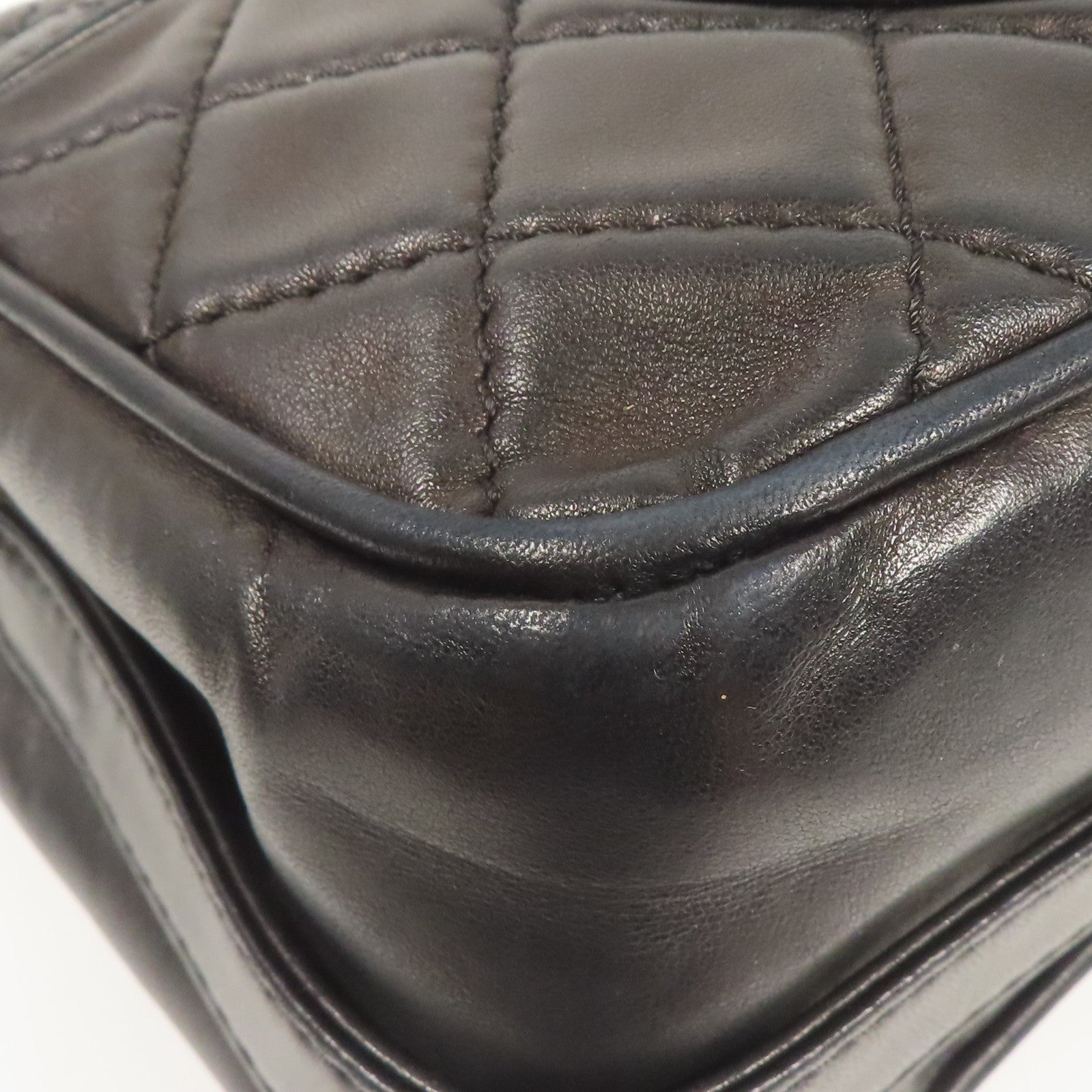 CHANEL 羊皮皮革Shoulder Bag銀扣鏈帶肩背袋