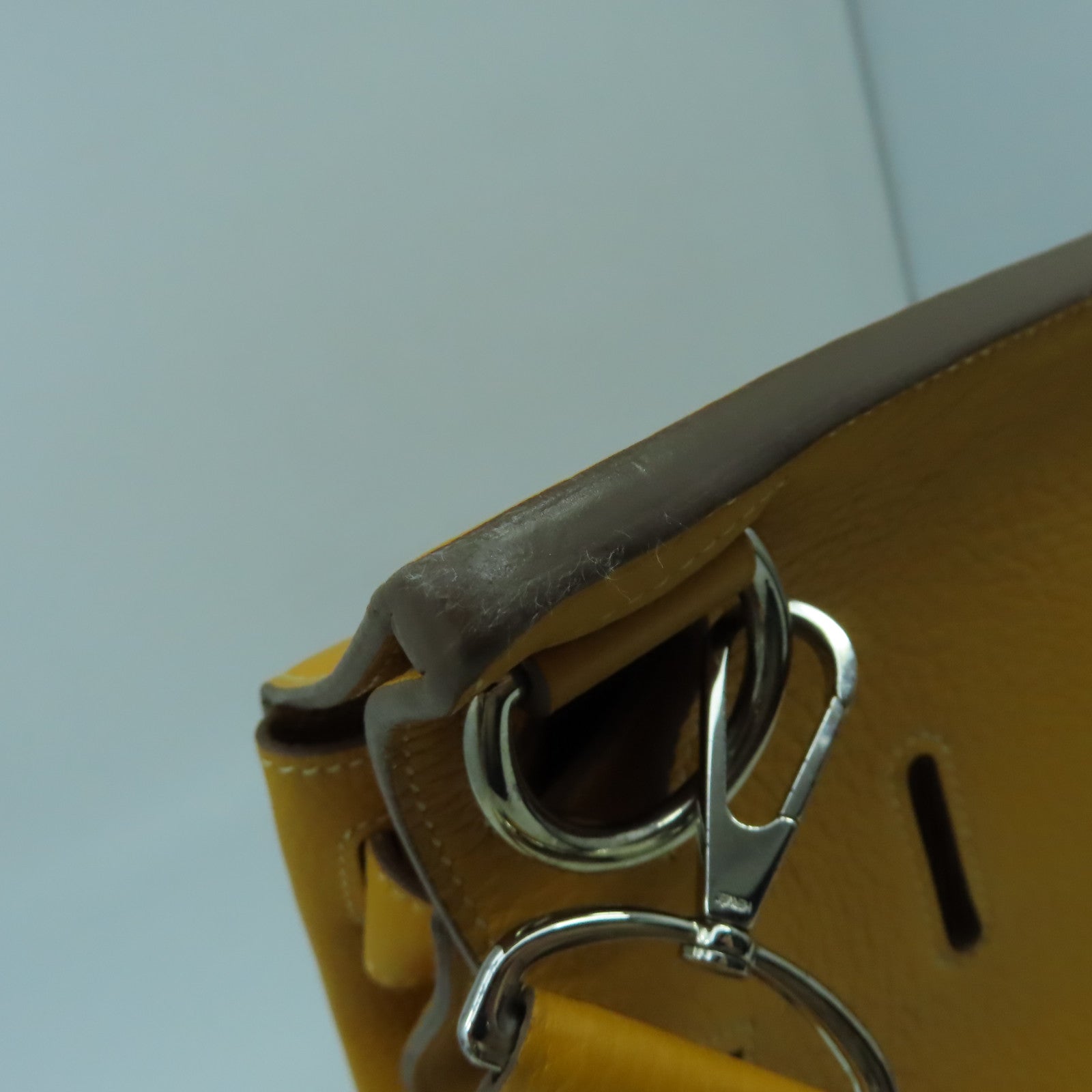 HERMES 【清倉大減價】Clemence皮革Jypsiere 34銀扣肩背袋Jaune d'Or黃色