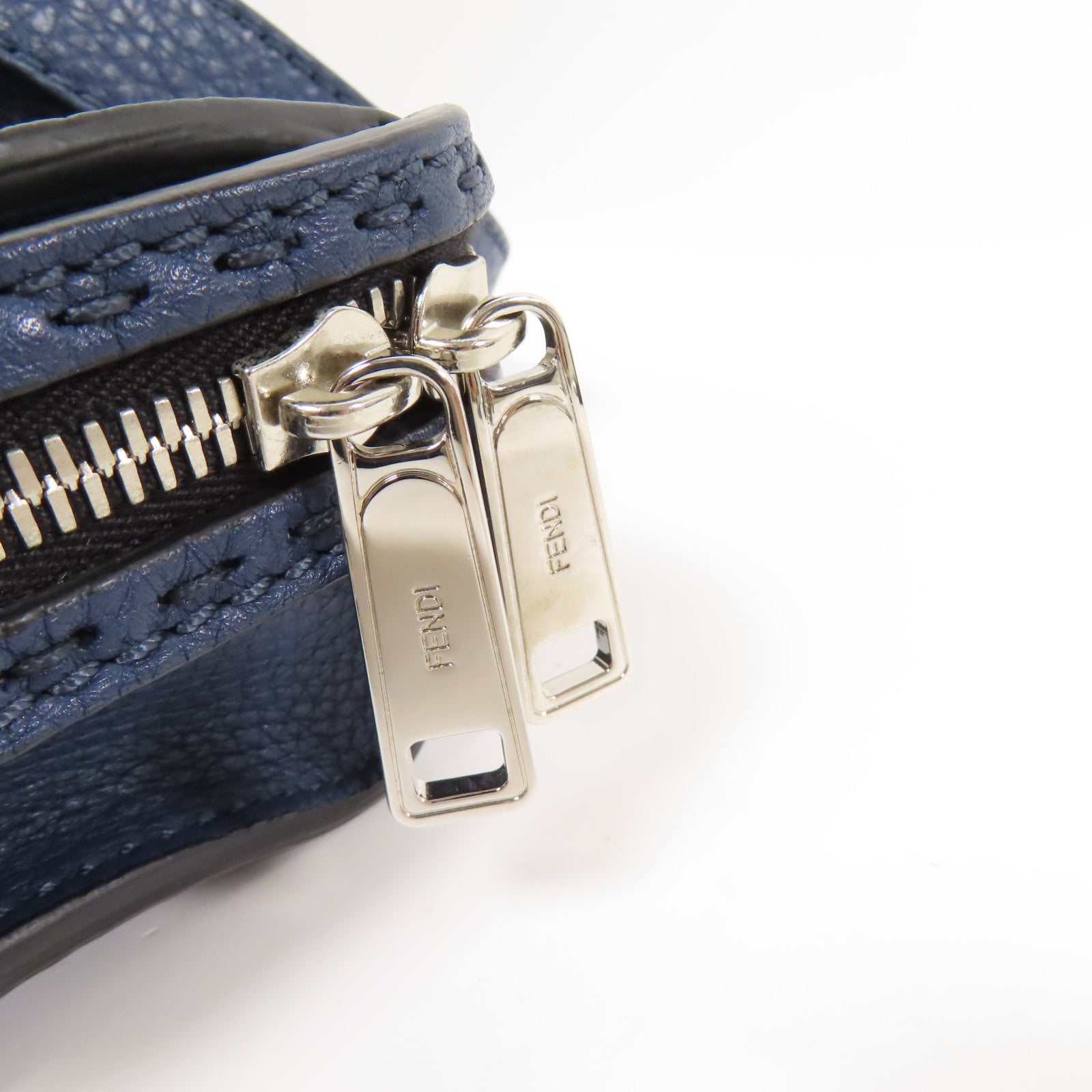 FENDI 牛皮皮革Shoulder Bag銀扣手挽肩背兩用袋