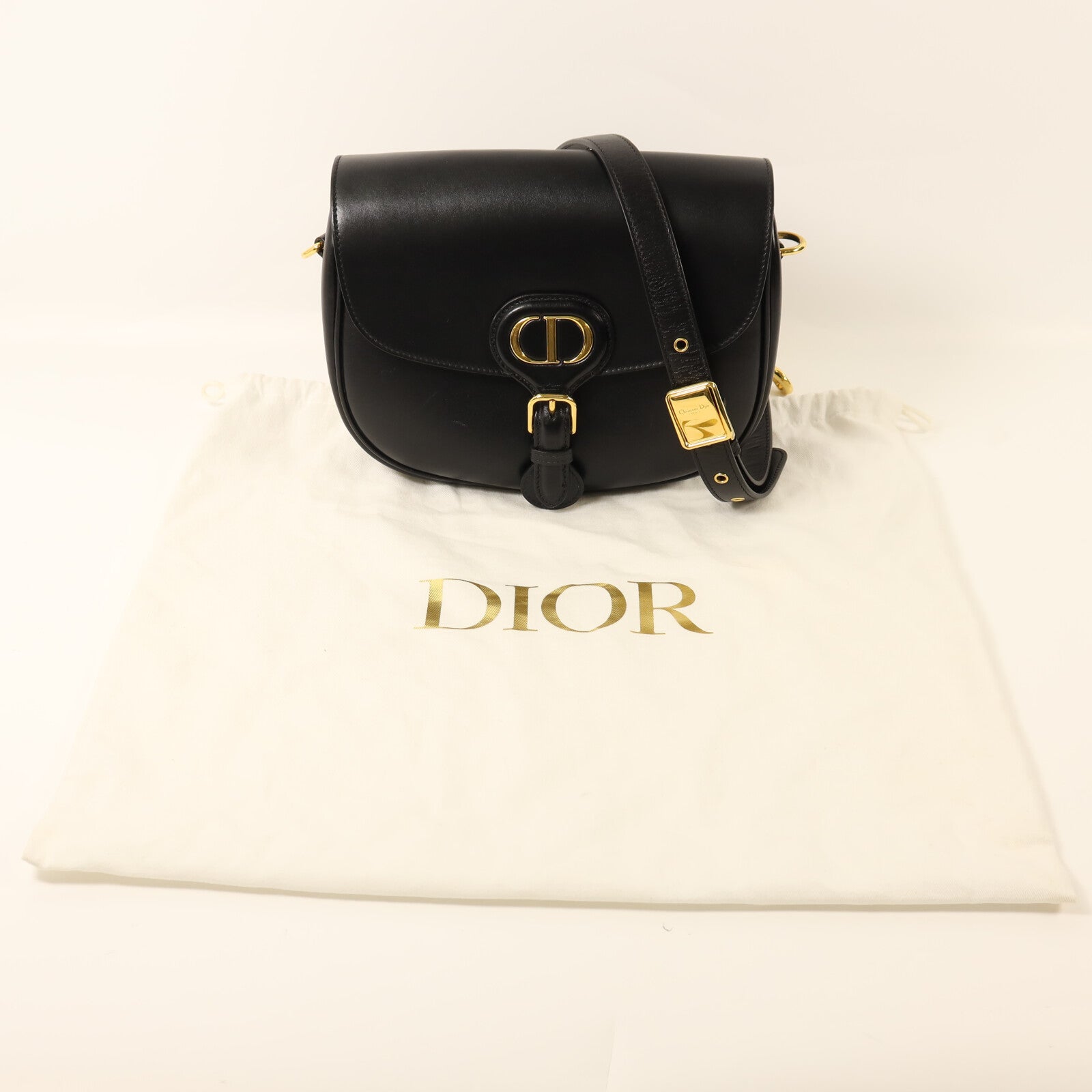 Dior 牛皮皮革Bobby Medium金扣肩背袋